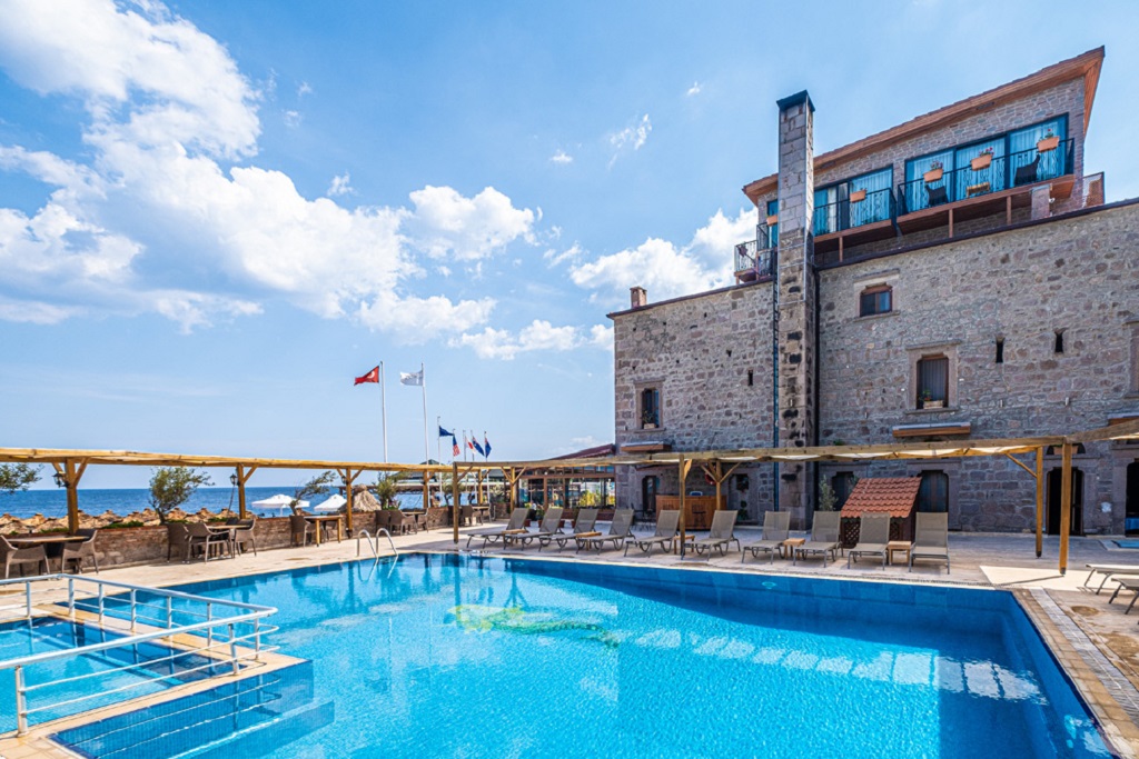 Piscina deschisă
