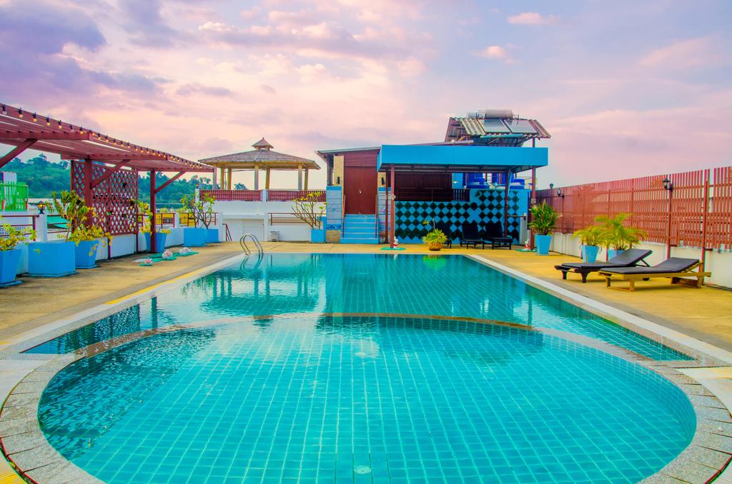 Piscina deschisă