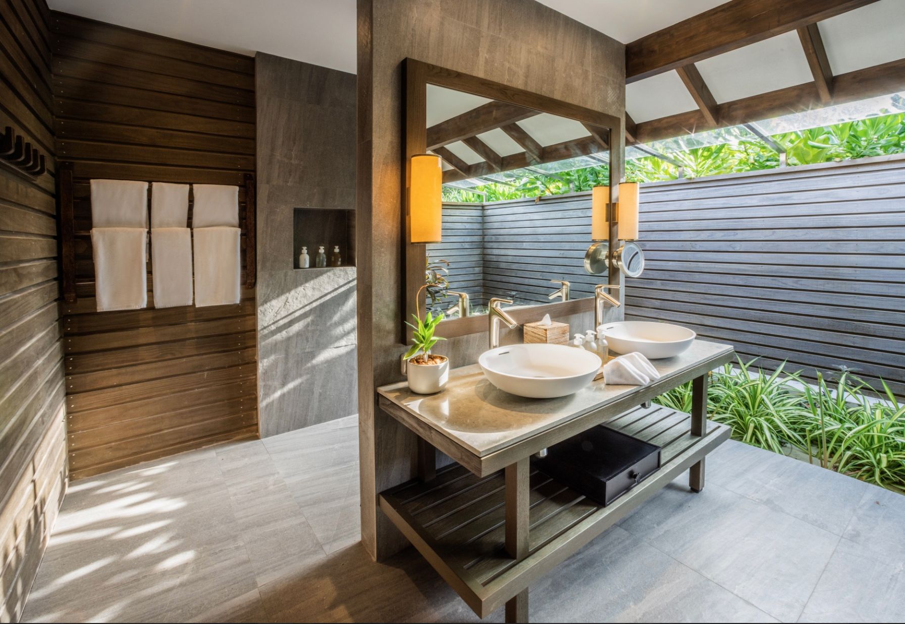Mabin Beach Pool Villa