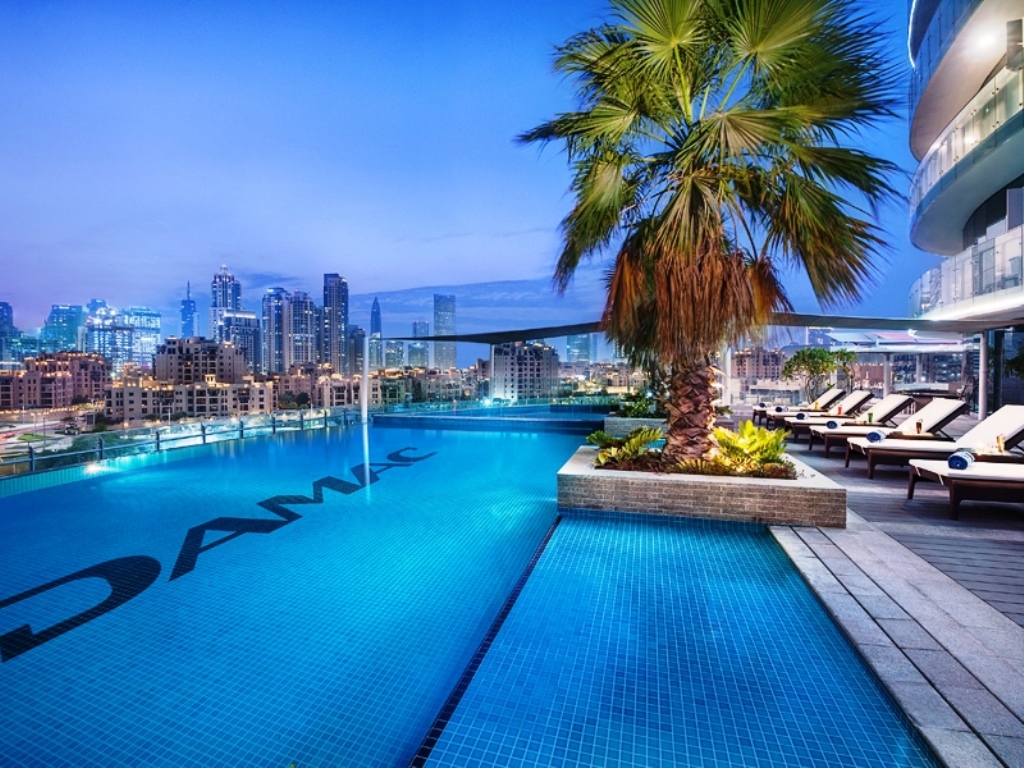 Piscina deschisă