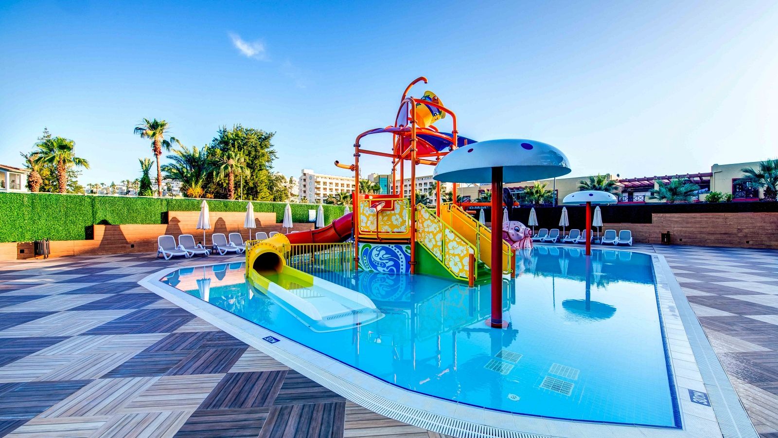 Piscina deschisă