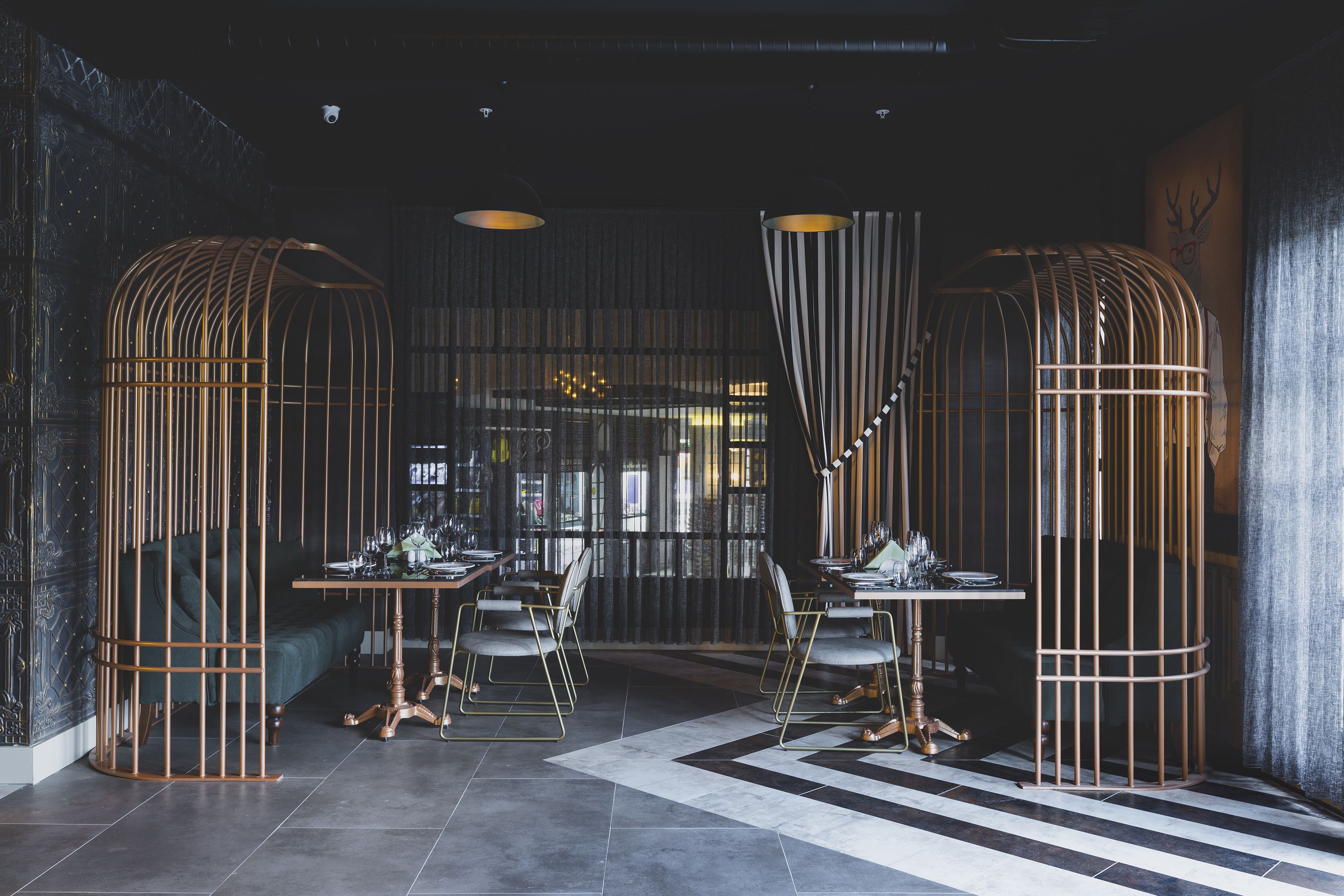 ITALIAN RESTAURANT 