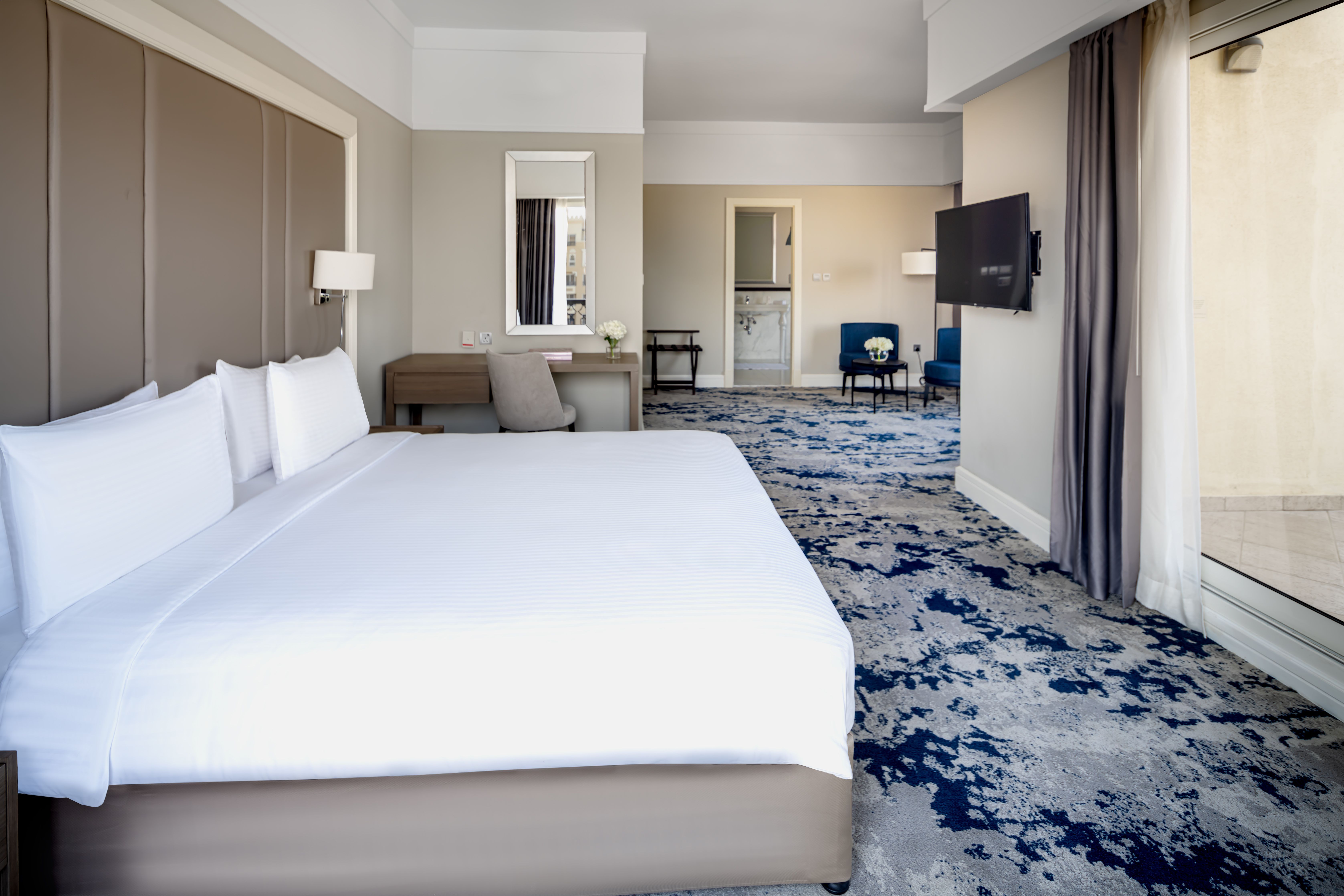 Interconnecting Family Suite Garden