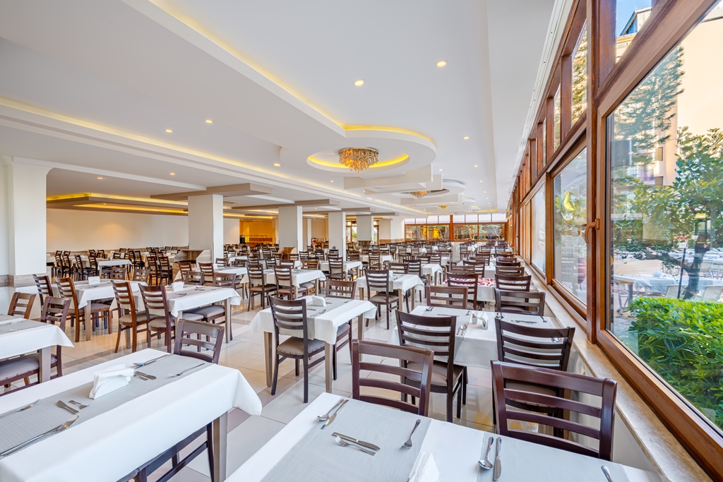 MAIN RESTORAN