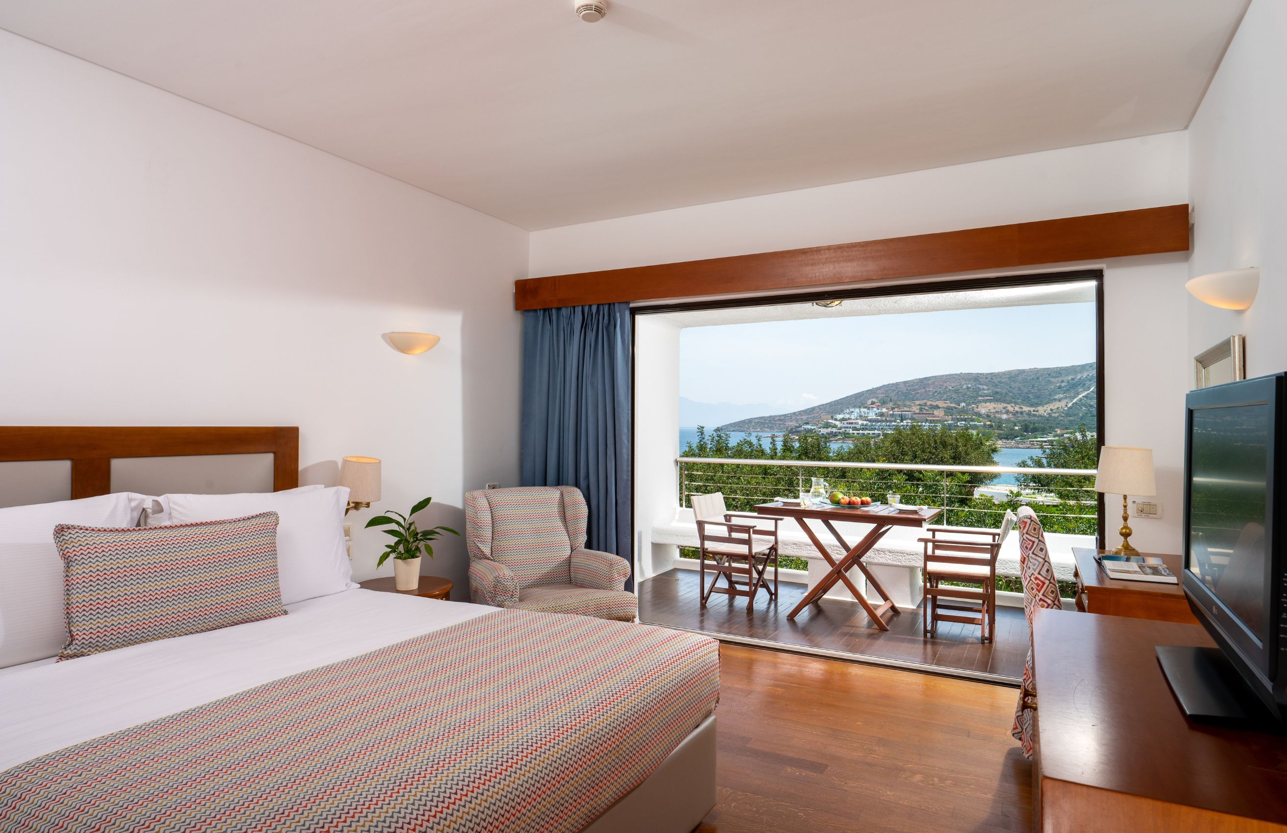 FAMILY HOTEL SUITE SEA VIEW 