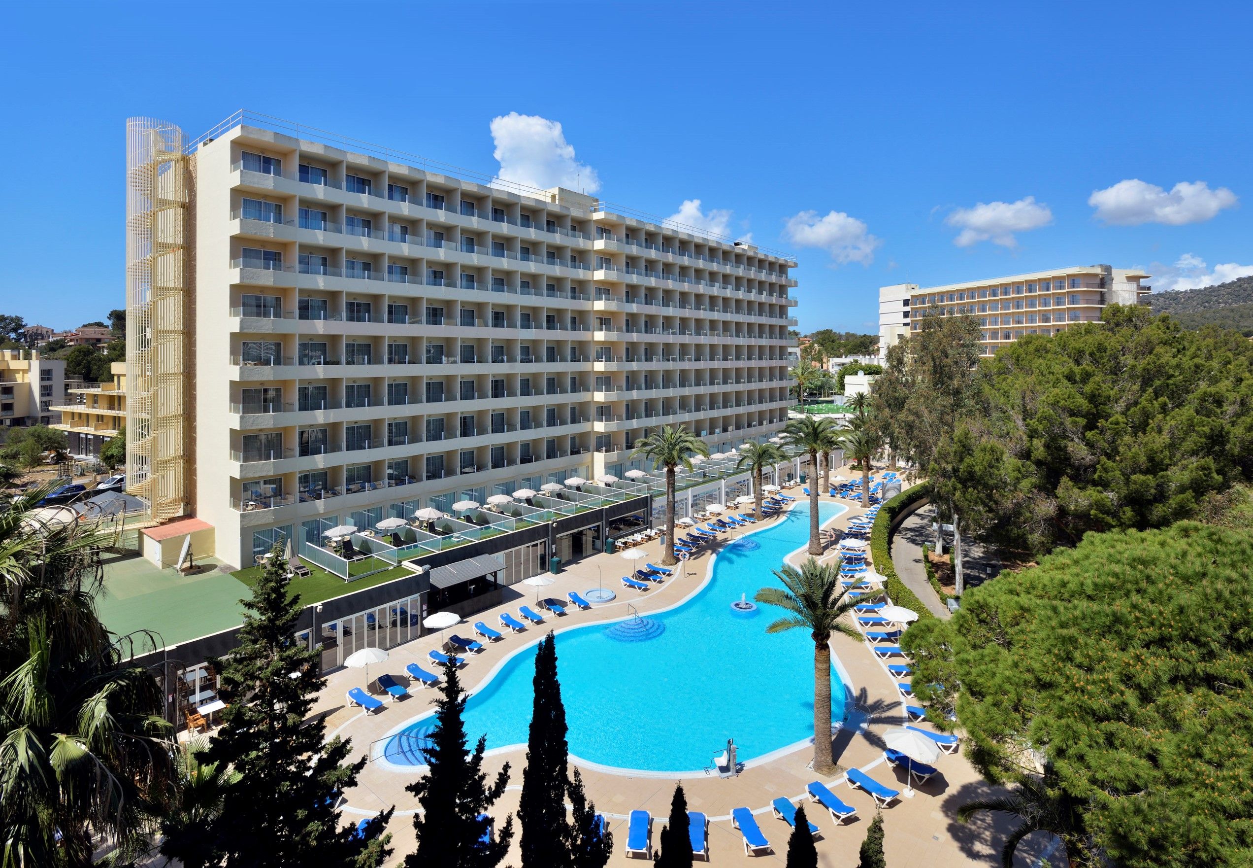Piscina deschisă