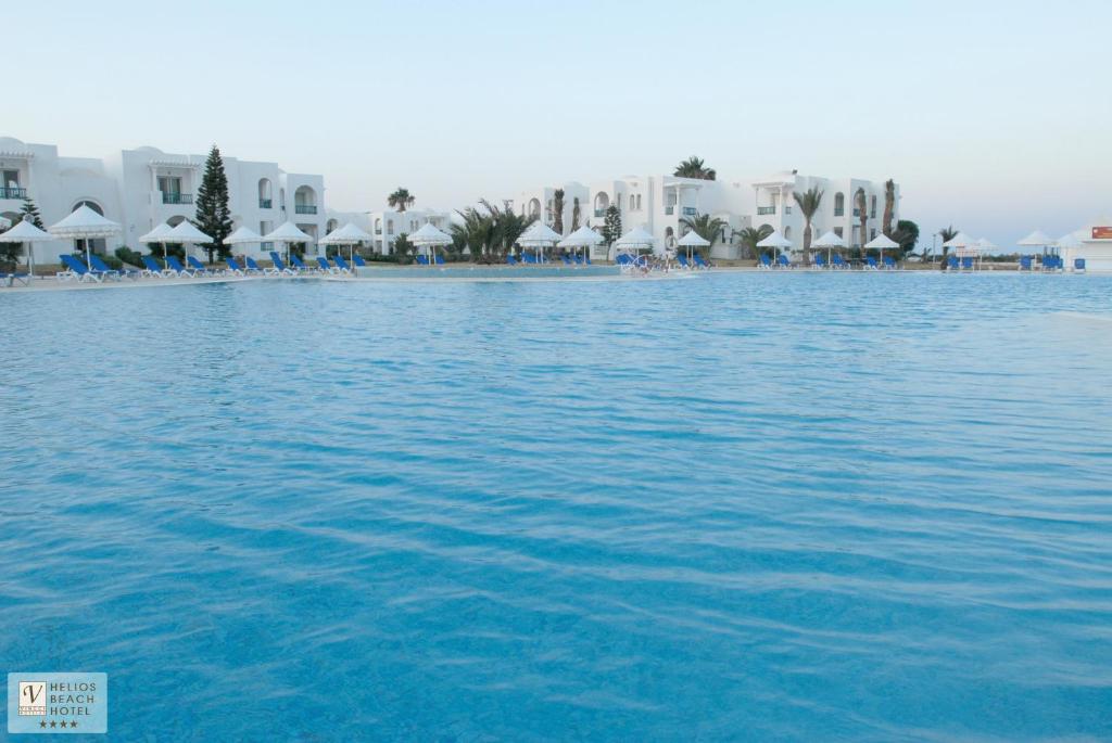 Piscina deschisă