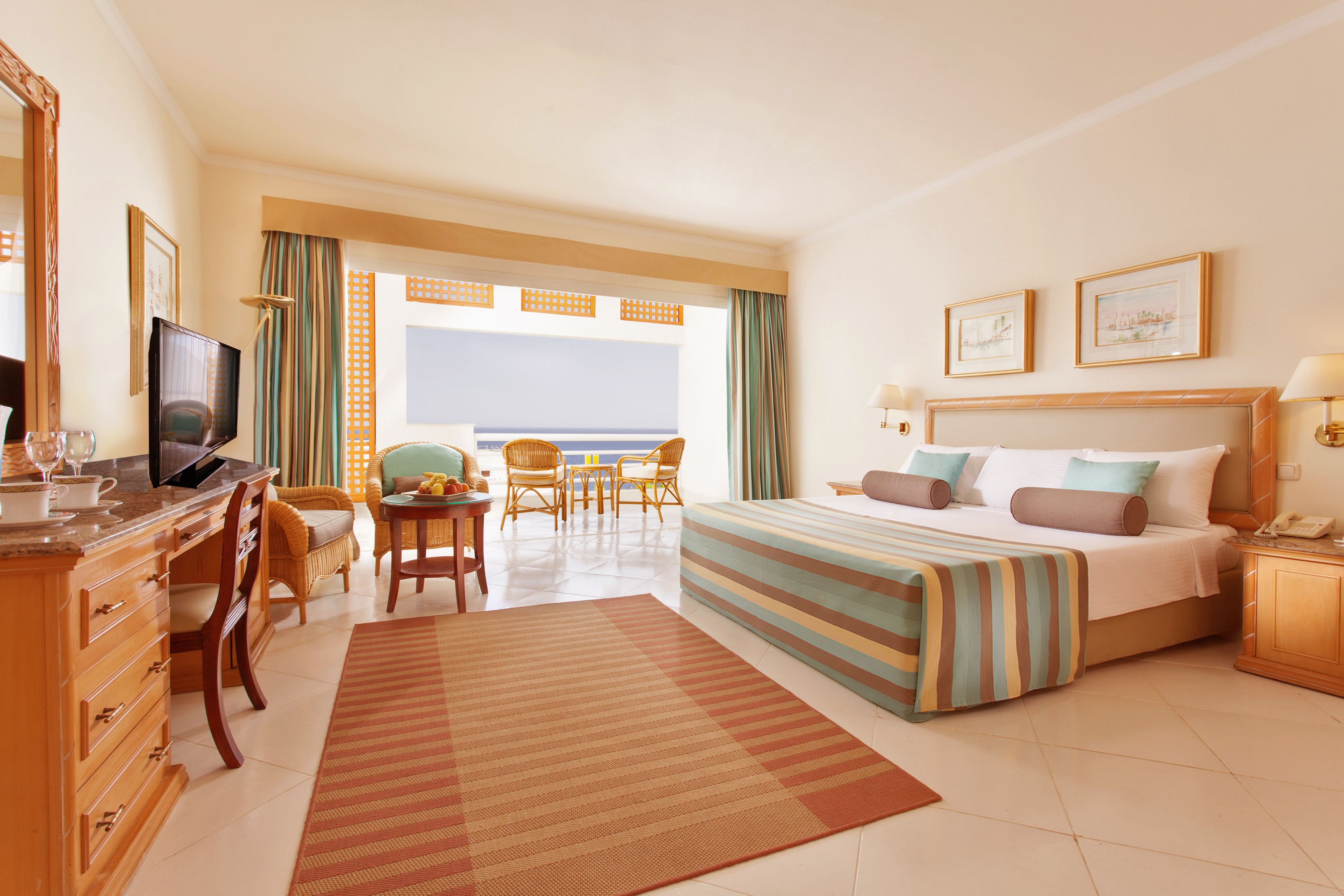 GRAND SUITE