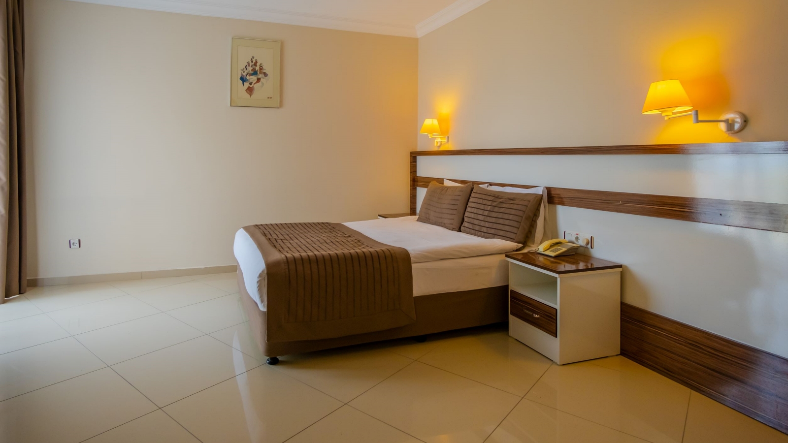 Deluxe Aile Odası Deniz Manzaralı ve Balkonlu ( Ara kapılı ) 