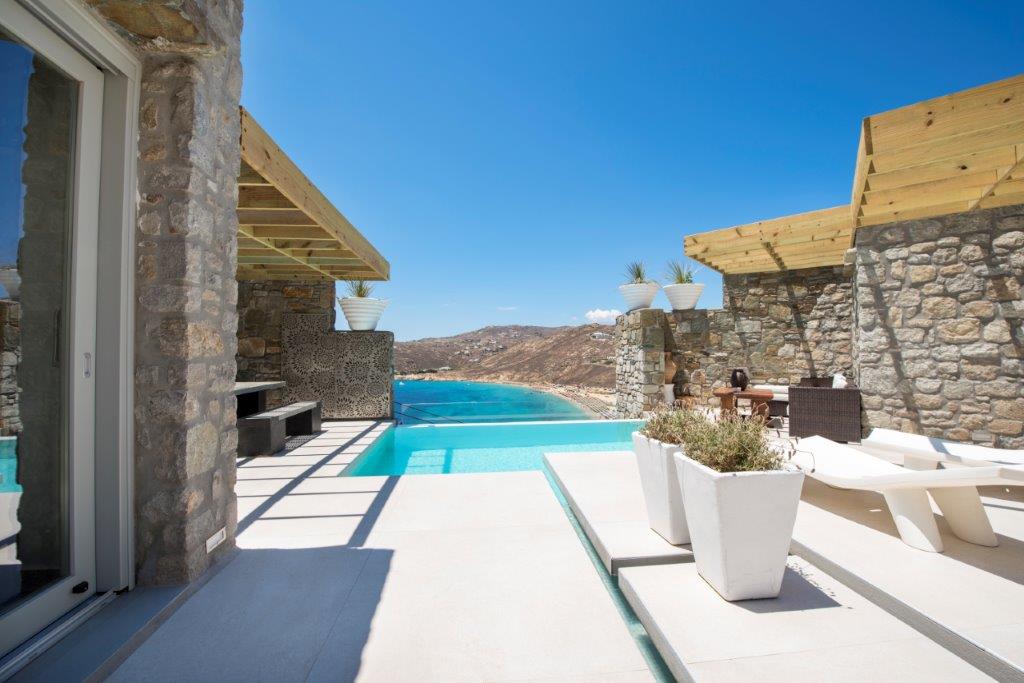 Grand Deluxe Three Bedroom Villa with Private Pool and Sea View
