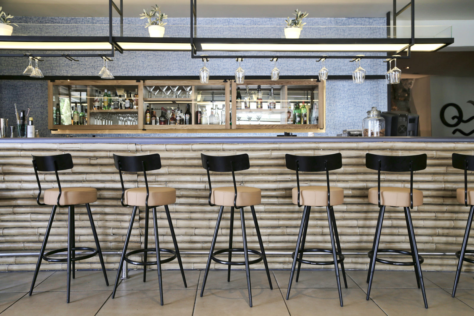 E-Blu Main Bar