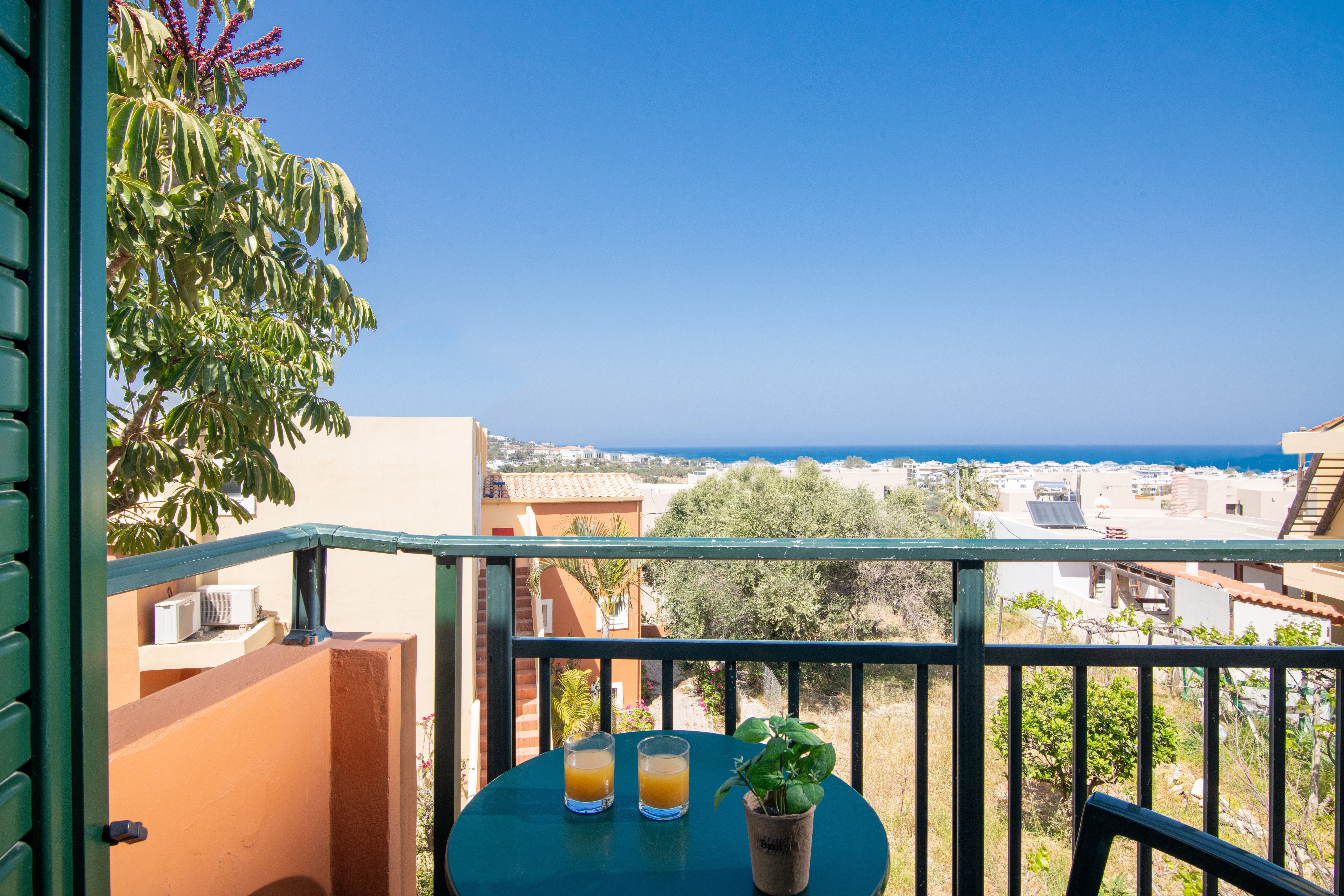 Family Apartment with Sea View