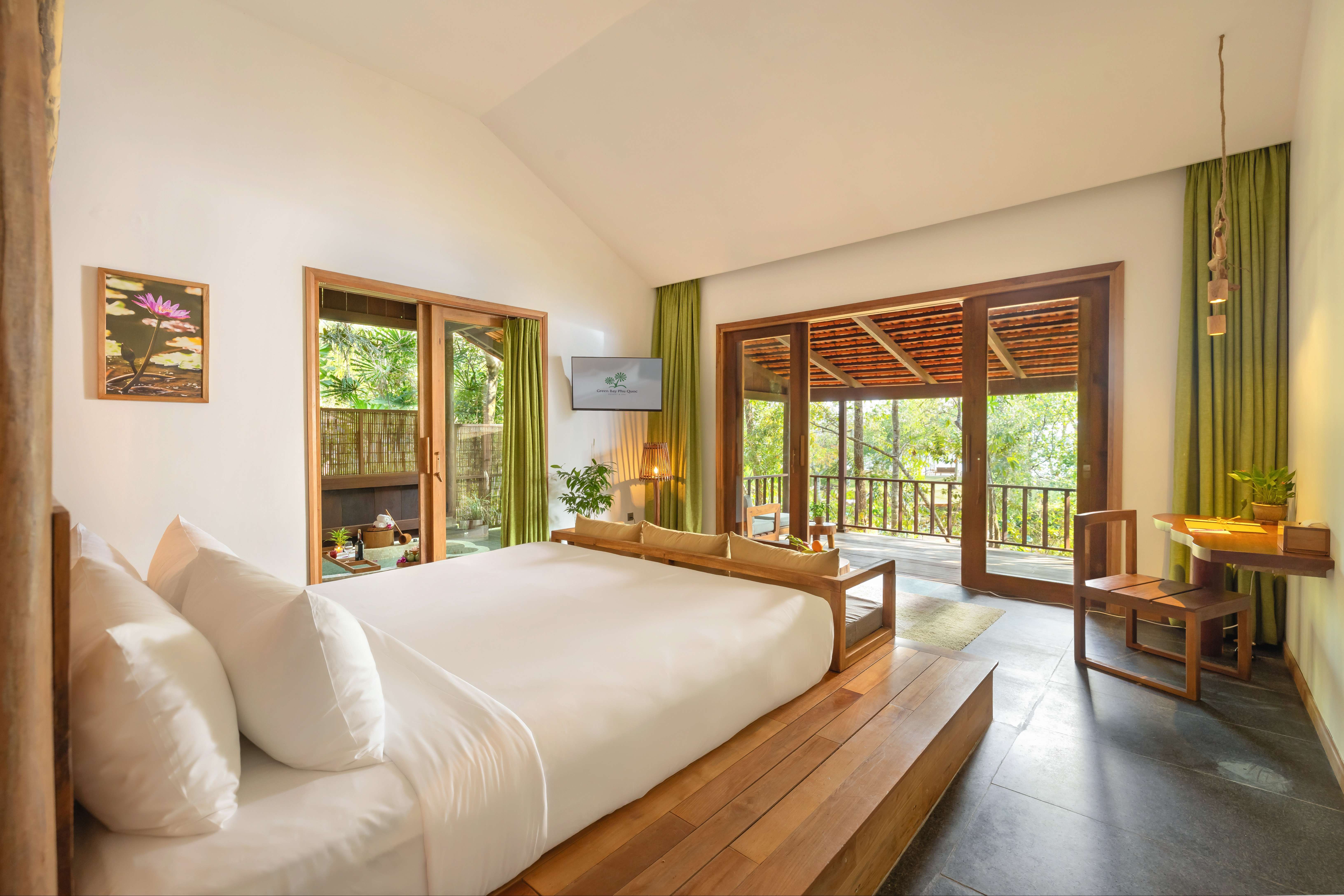 GREEN VILLA