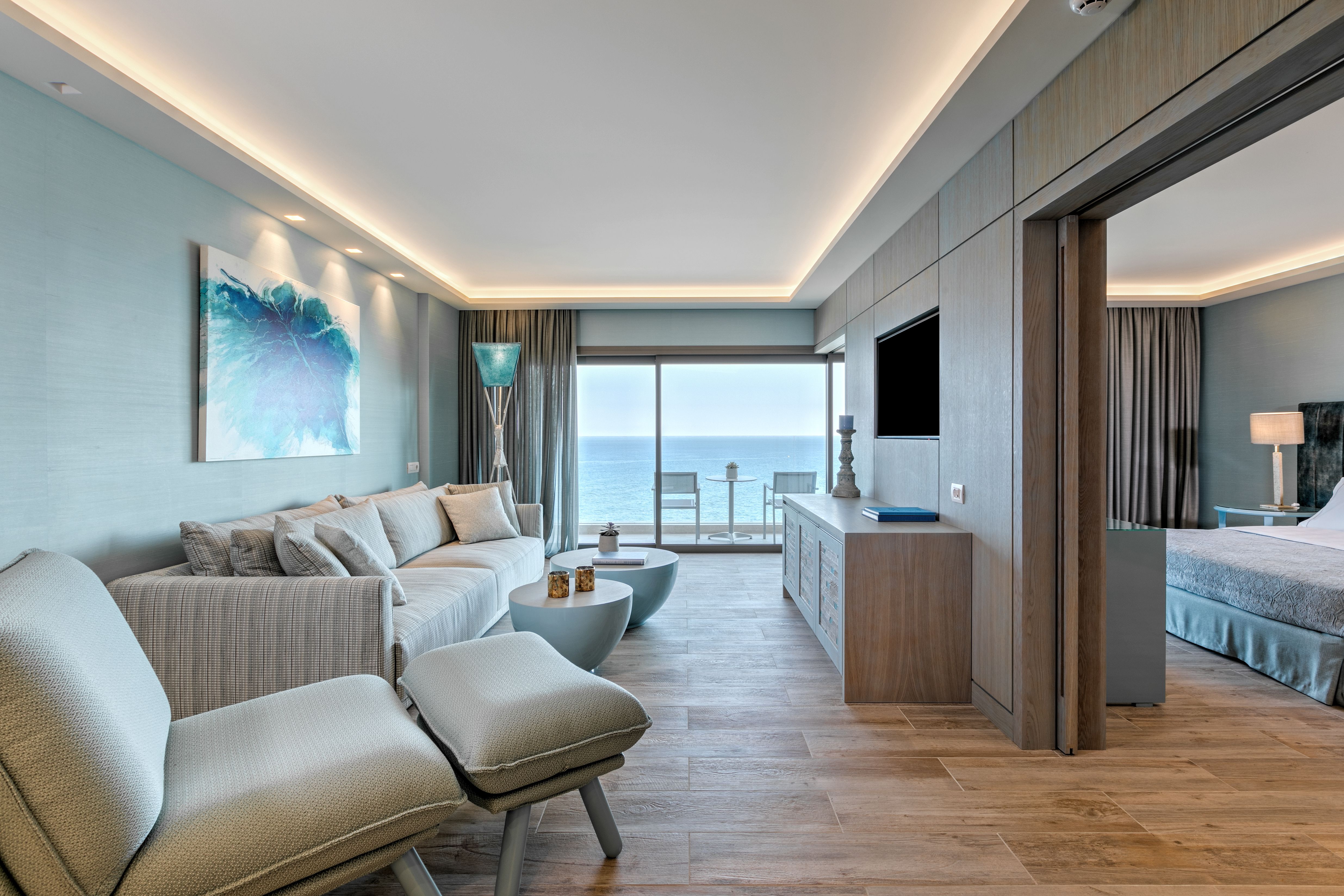 Sea View Deluxe Suite