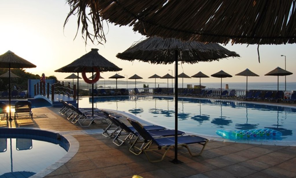 Piscina deschisă