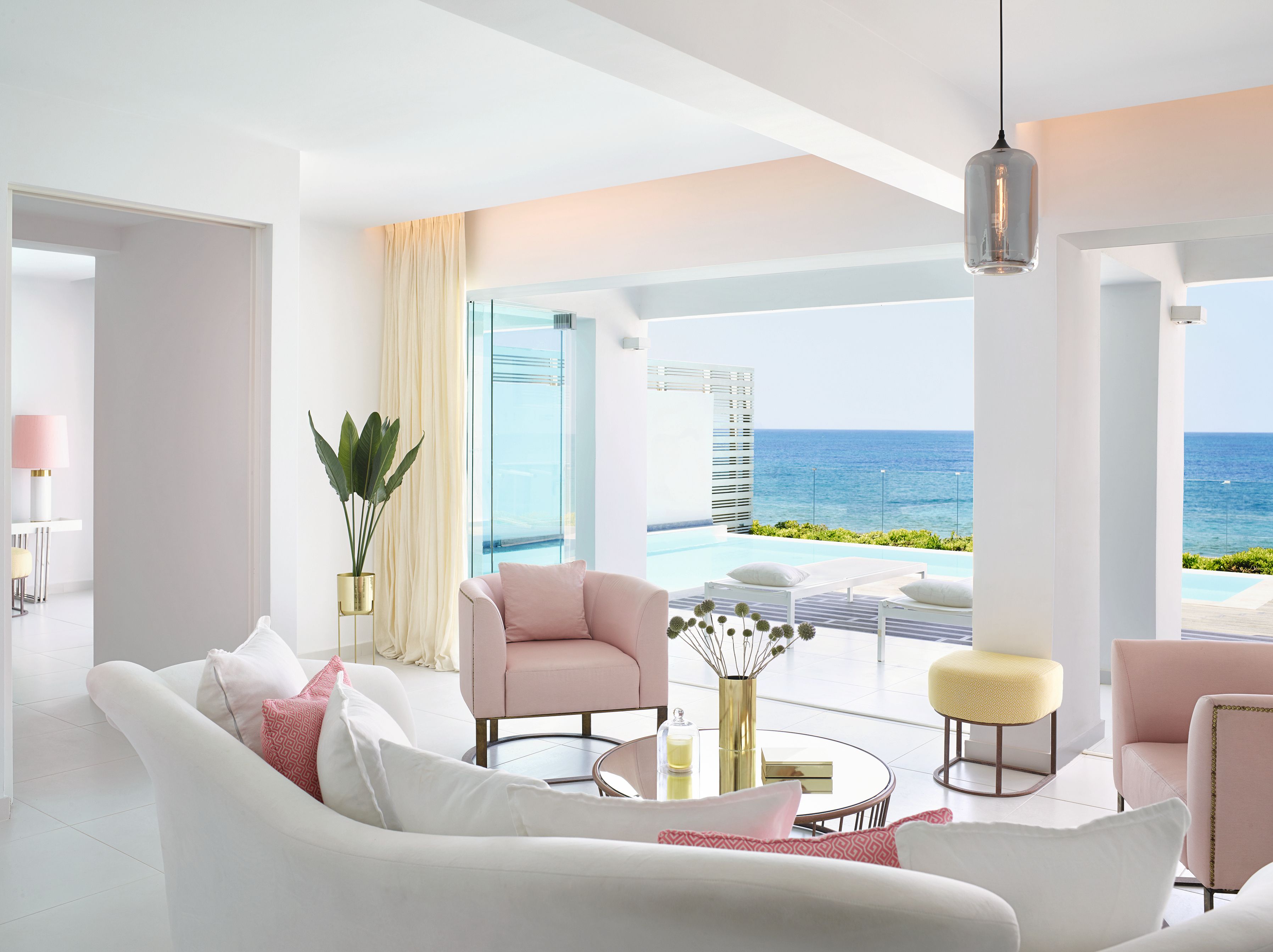 VILLA WHITE SEAFRONT PRIVE POOL