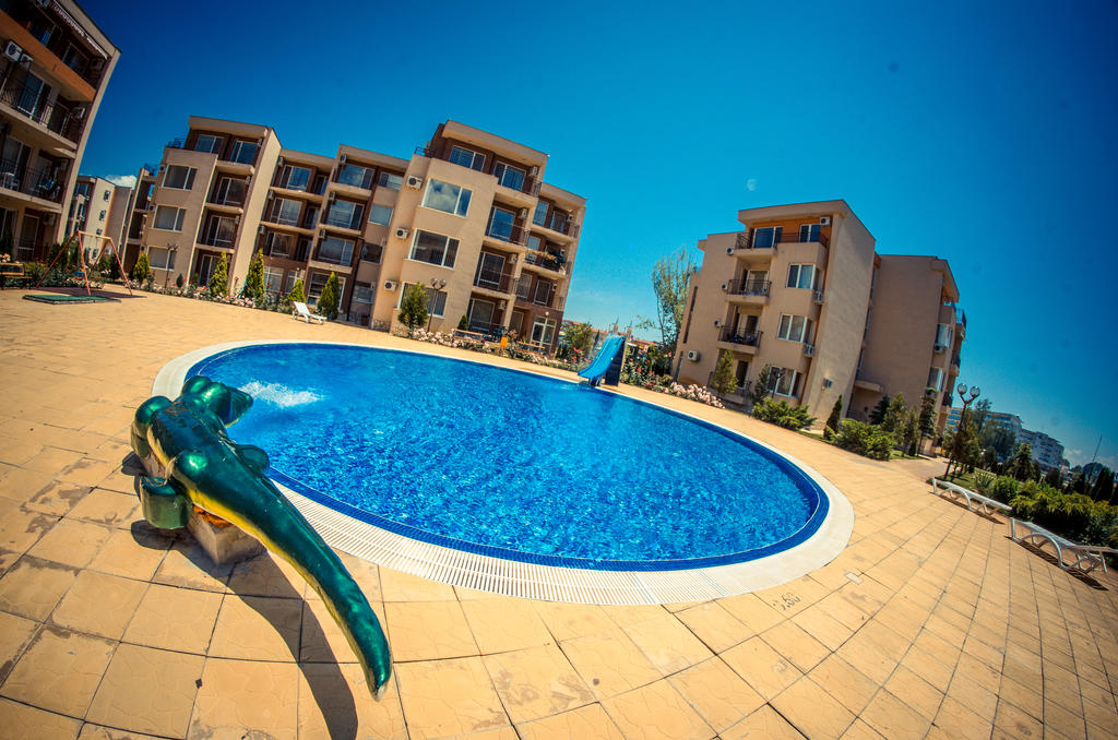 Piscina deschisă