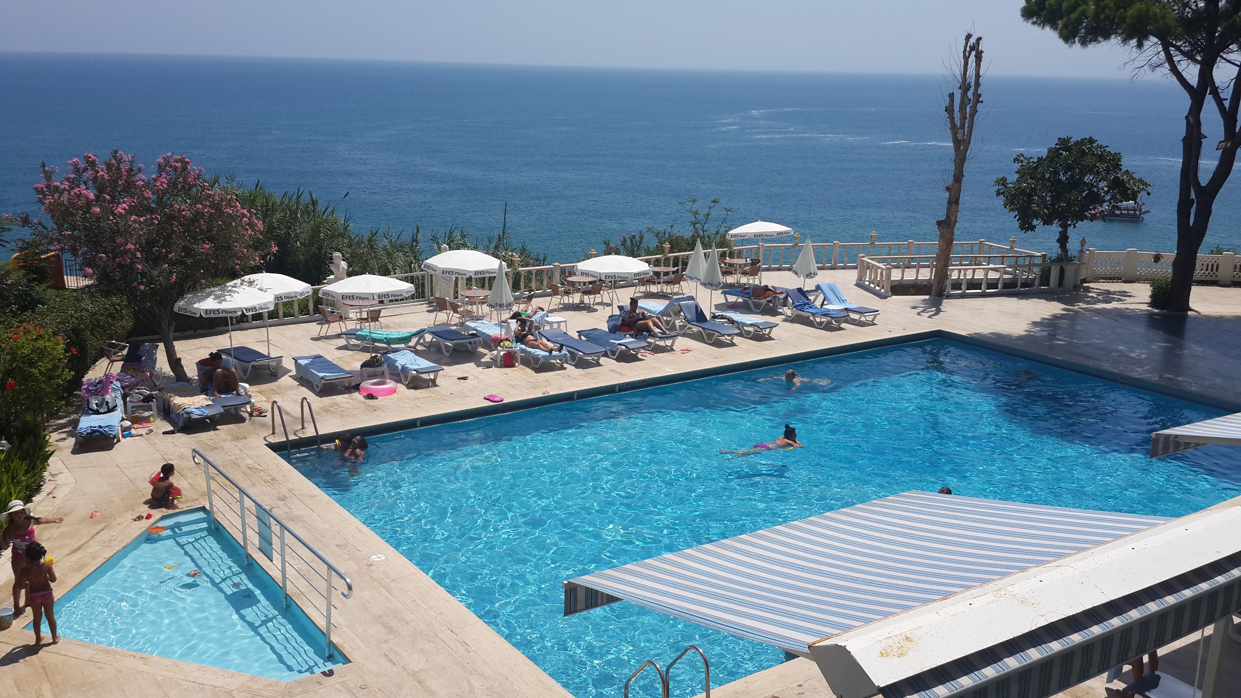 Piscina deschisă