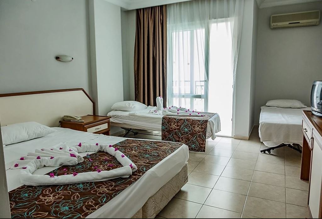 STANDARD ROOM