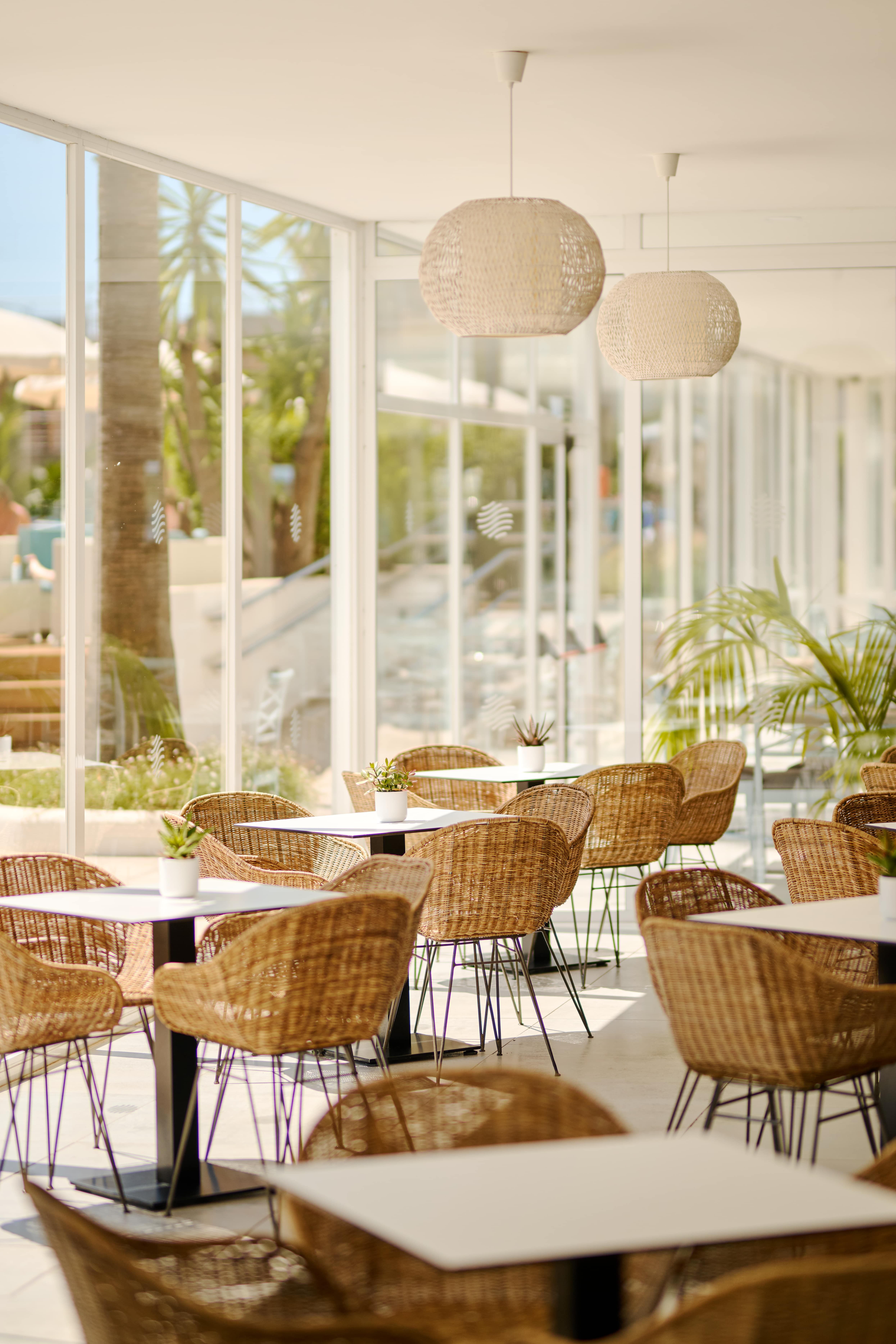 Agua Bar