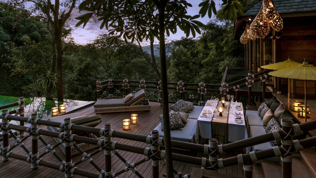 EXPLORERS LODGE
