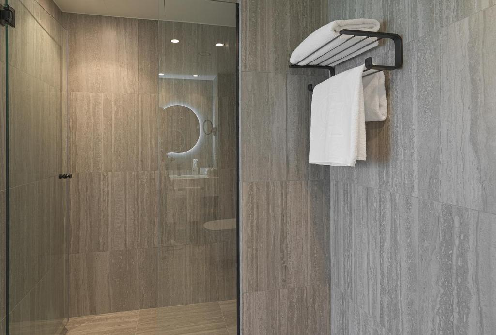 1 bedroom signature suite sea view 