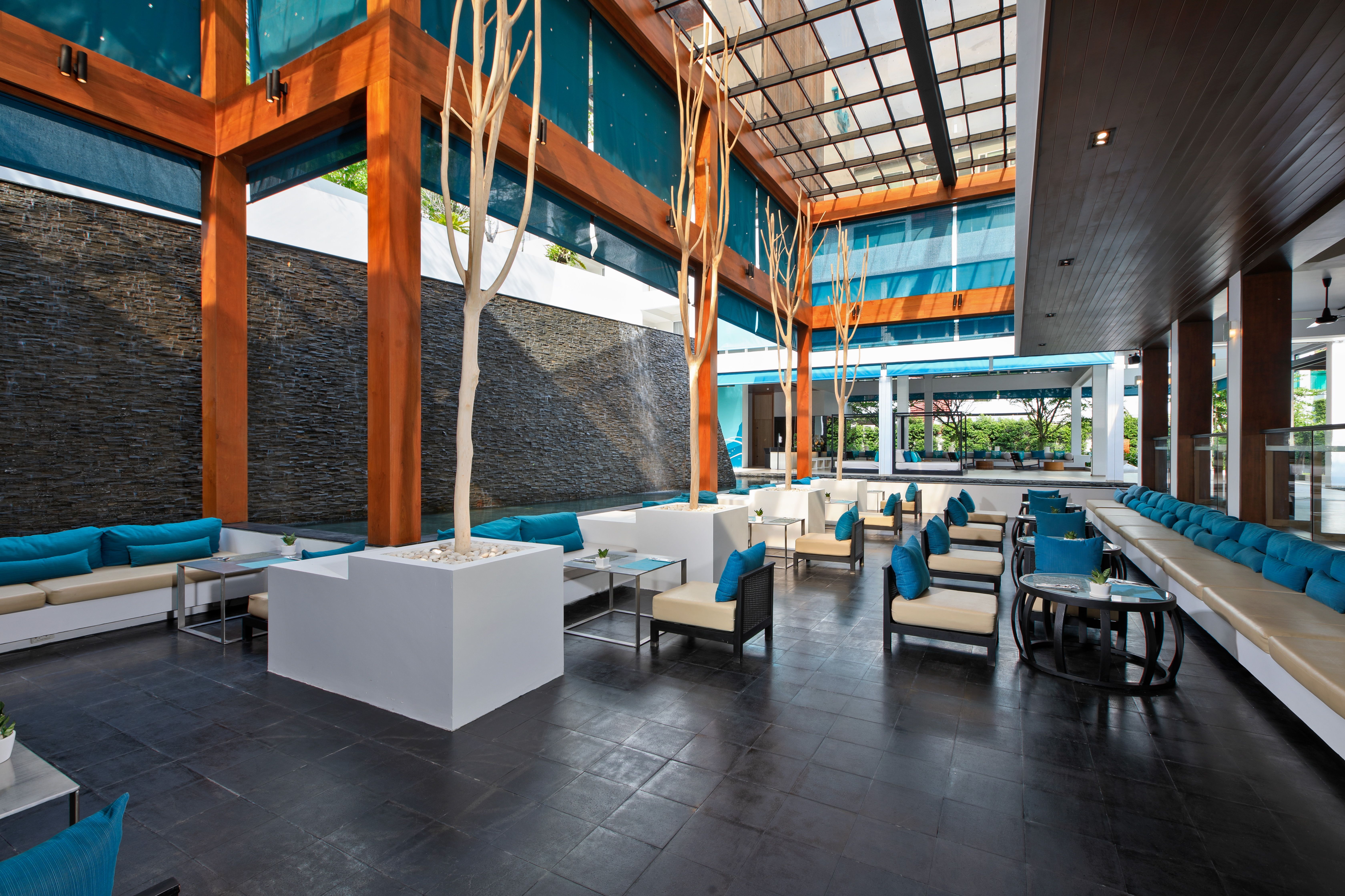 76 Dine Dinner Bar and Restaurant