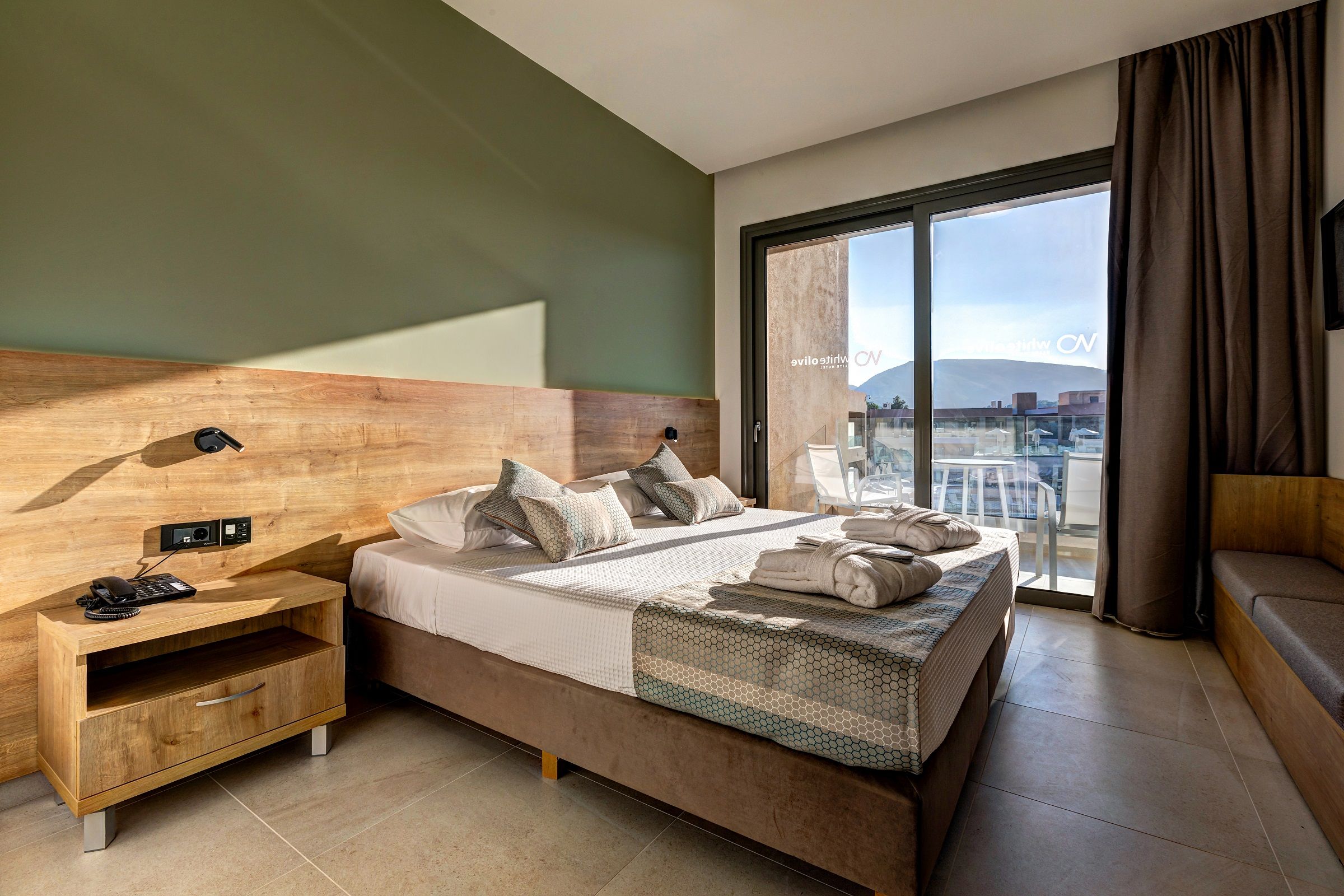 Room triple standard land view 