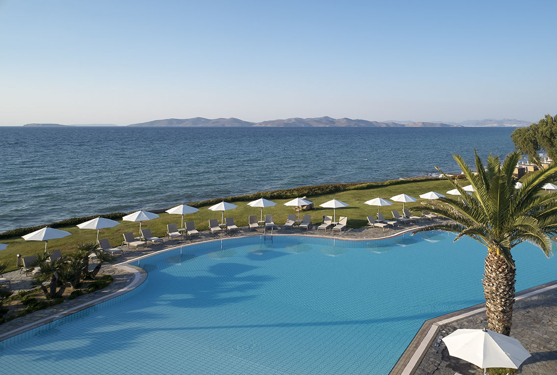 Piscina deschisă