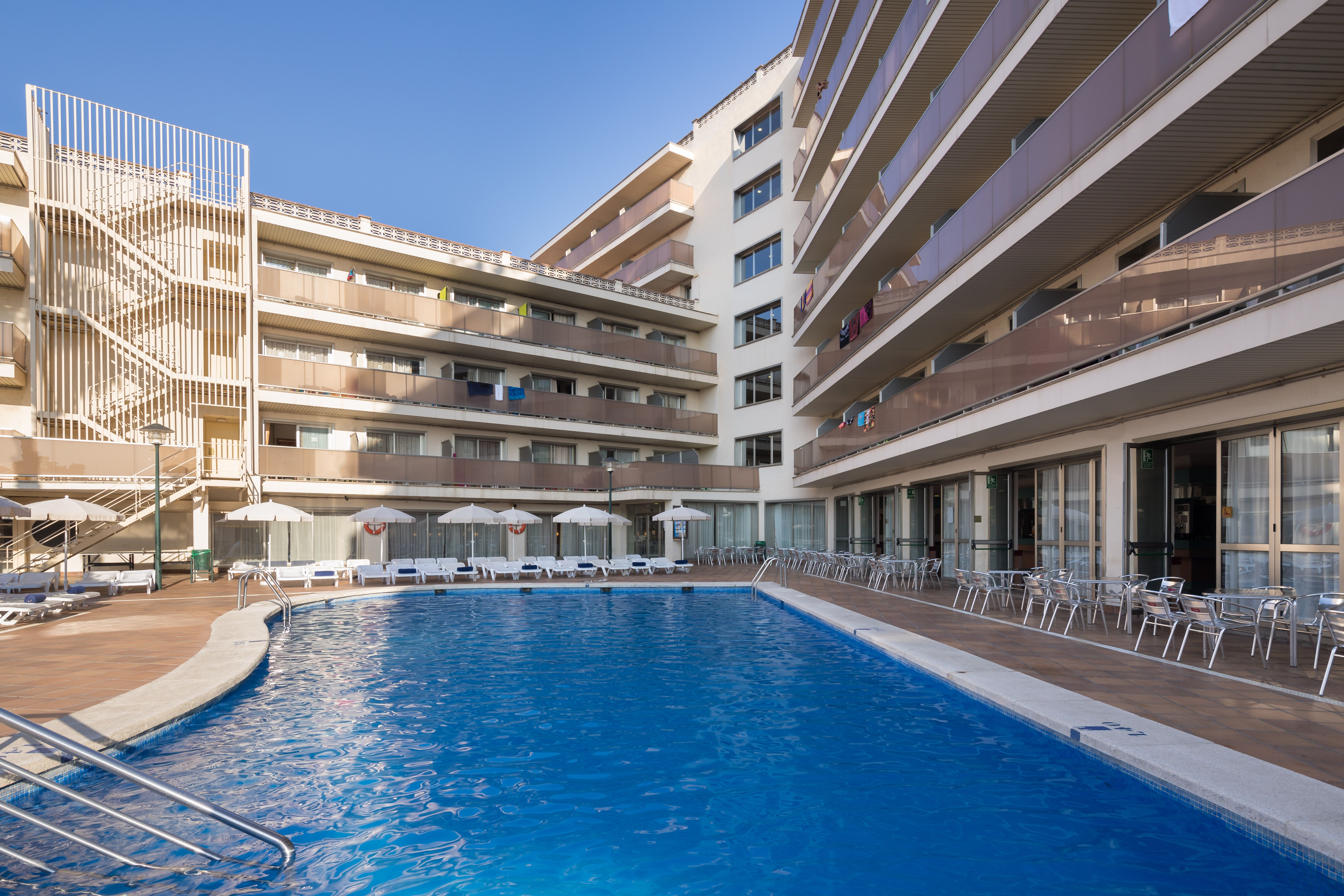 Piscina deschisă