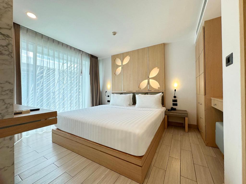 One Bedroom Suite