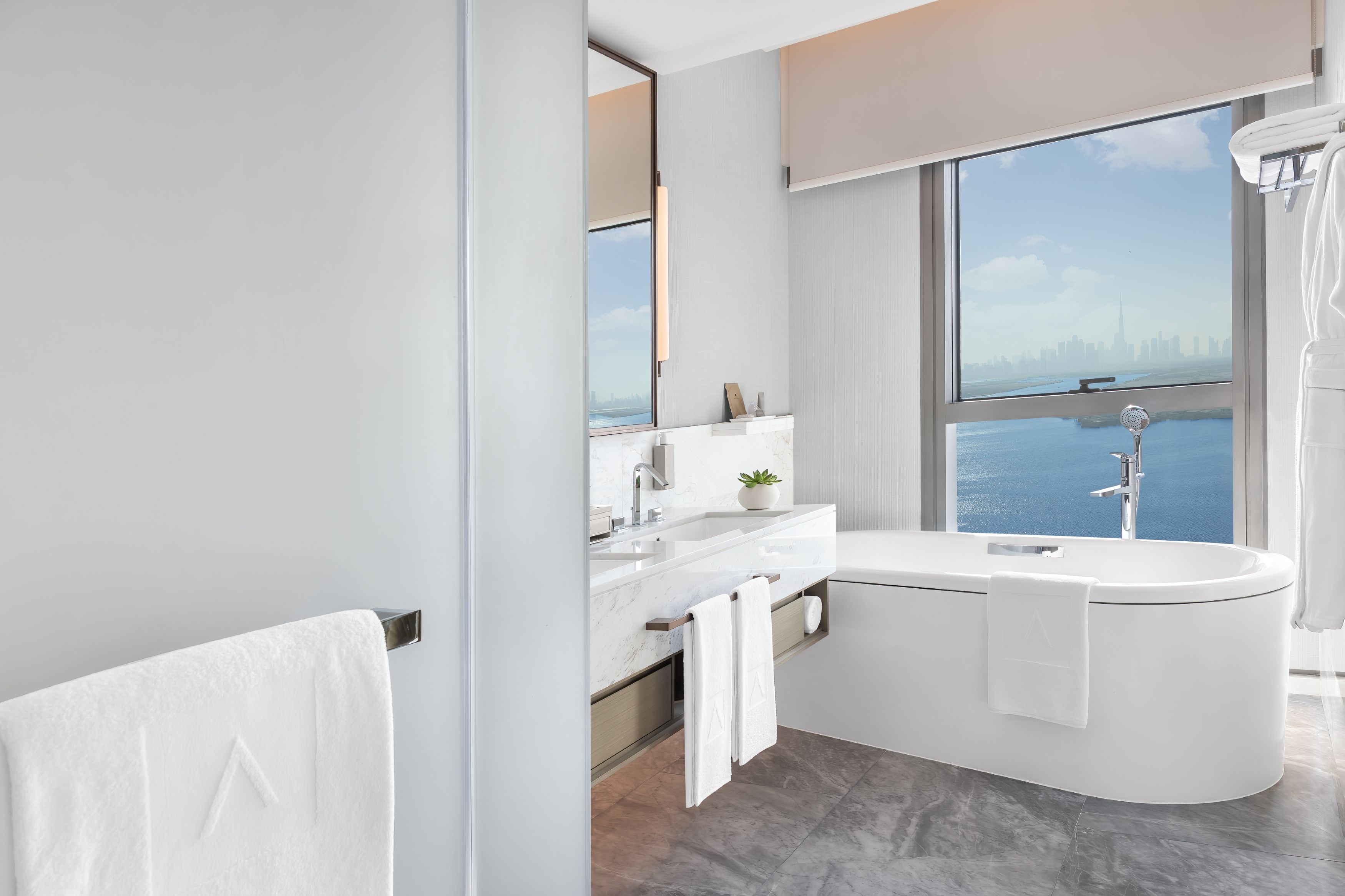 Deluxe Room Creek View King