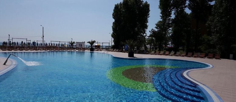 piscina2.jpg