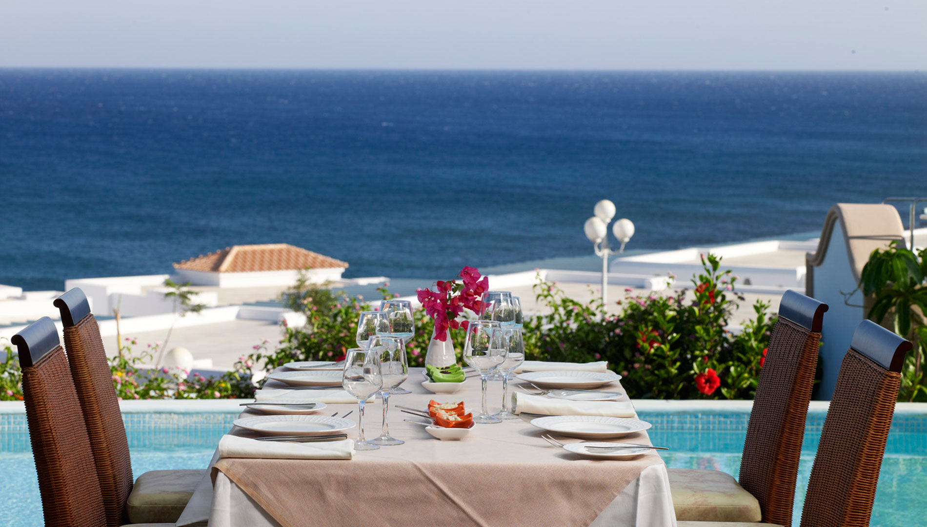 Prestigio, Lachania, Sta Carvouna (Pool Restaurants)