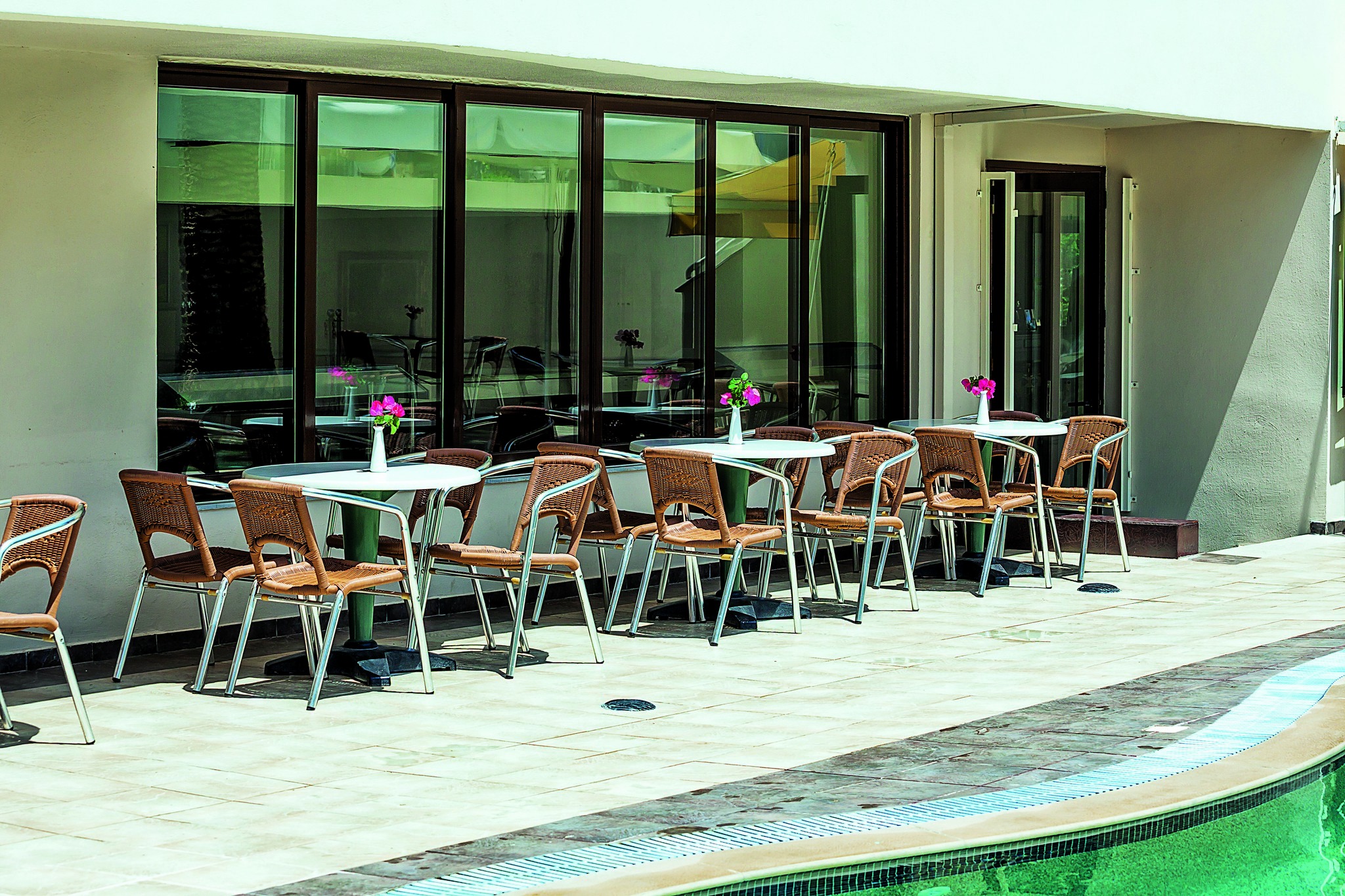 Lobby Bar