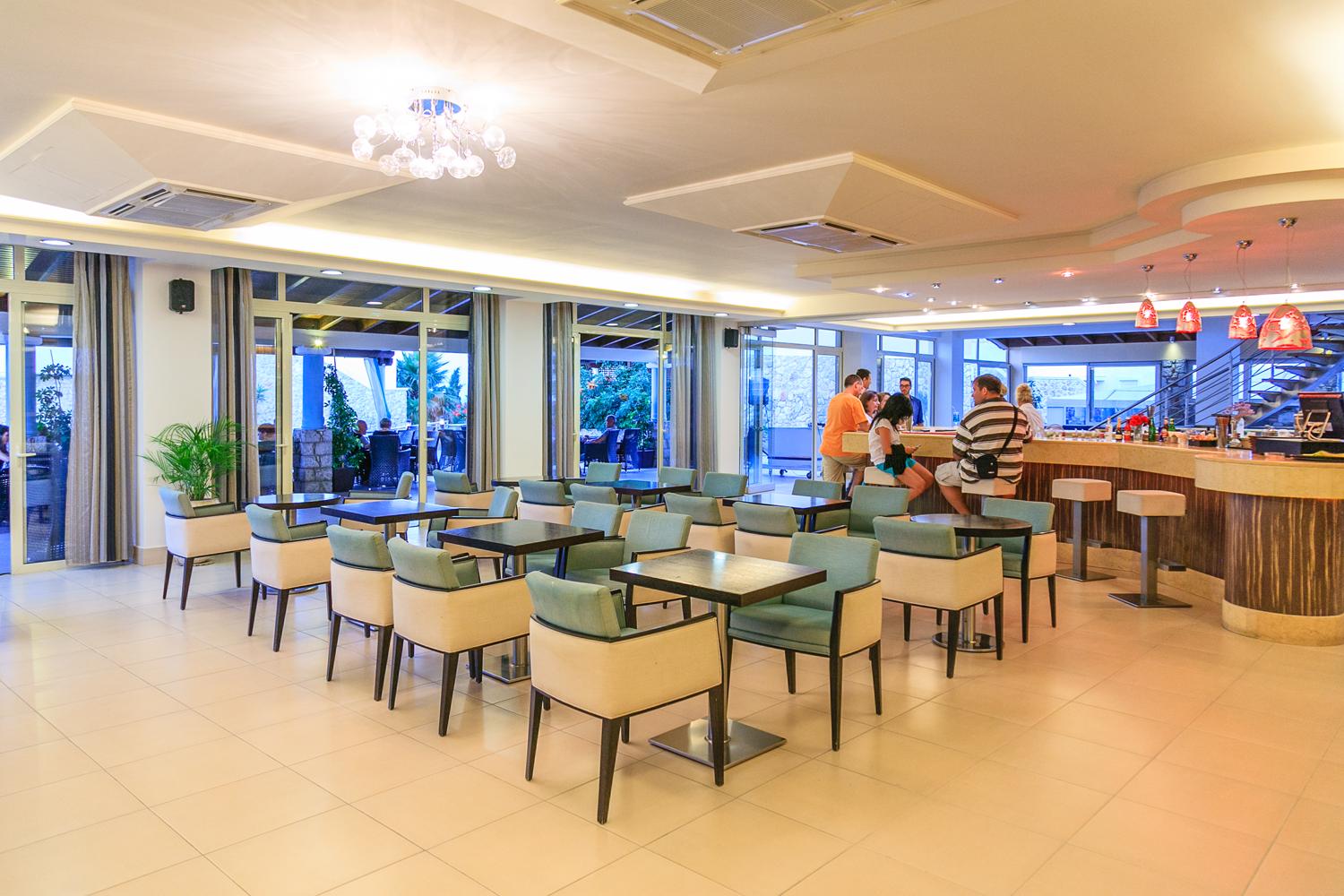 Kalisto Main Bar