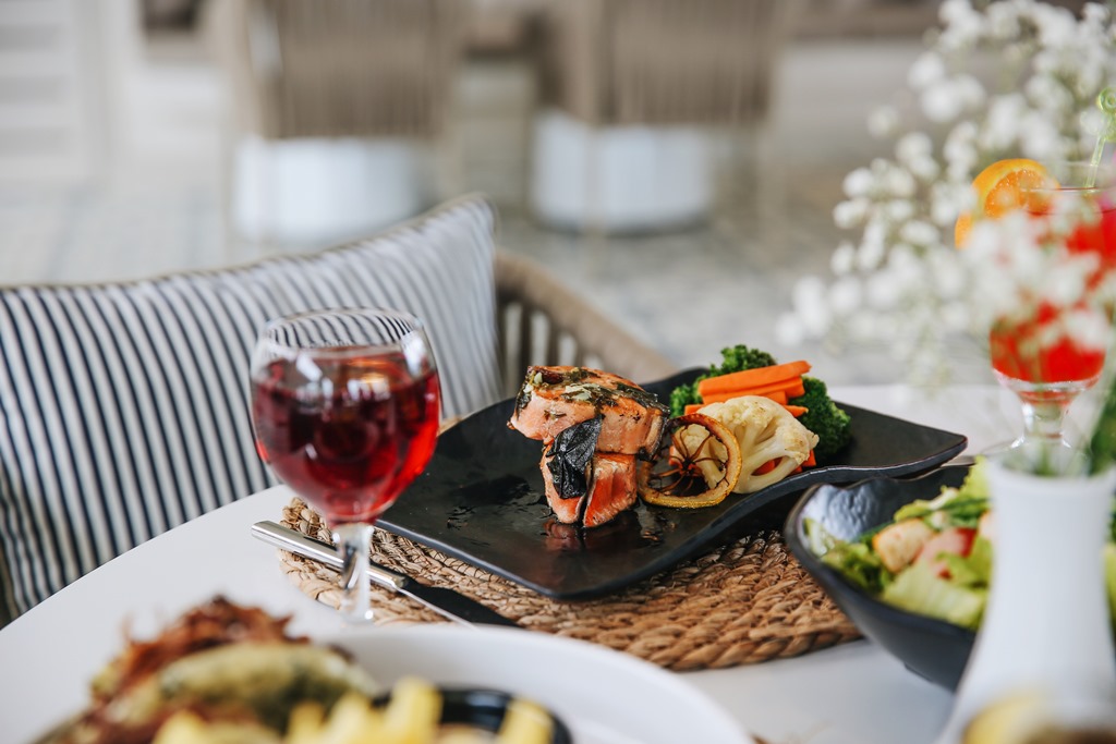 MAXIMUS VIP RESTAURANT