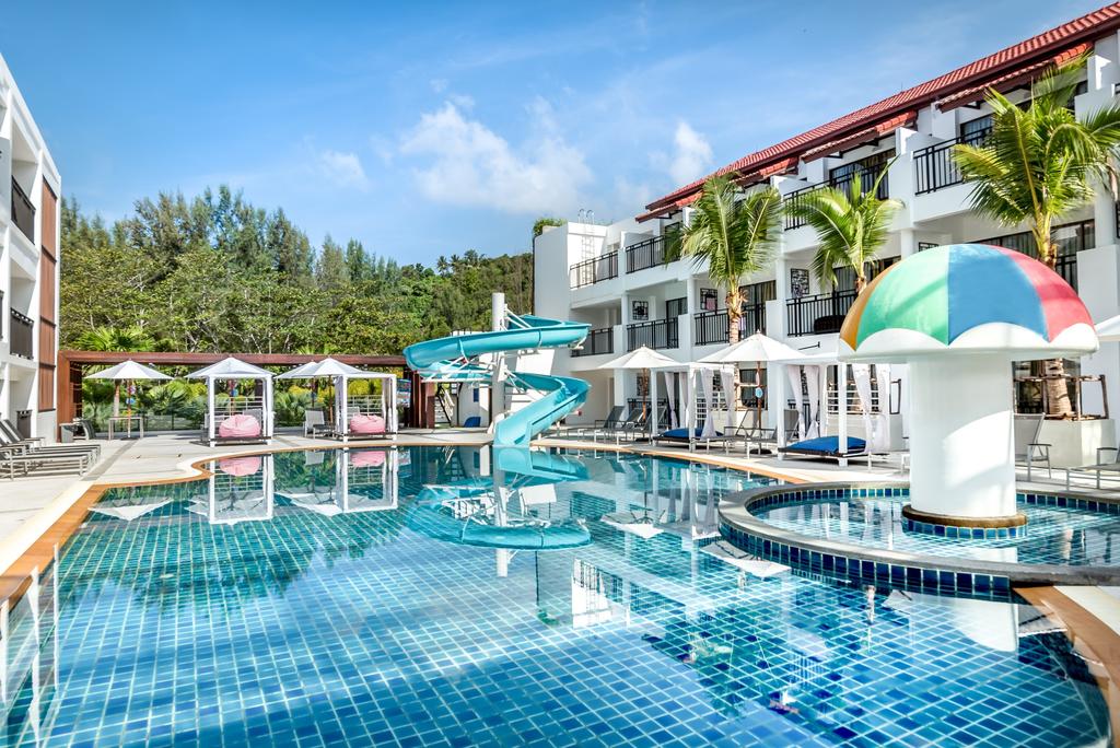 Piscina deschisă