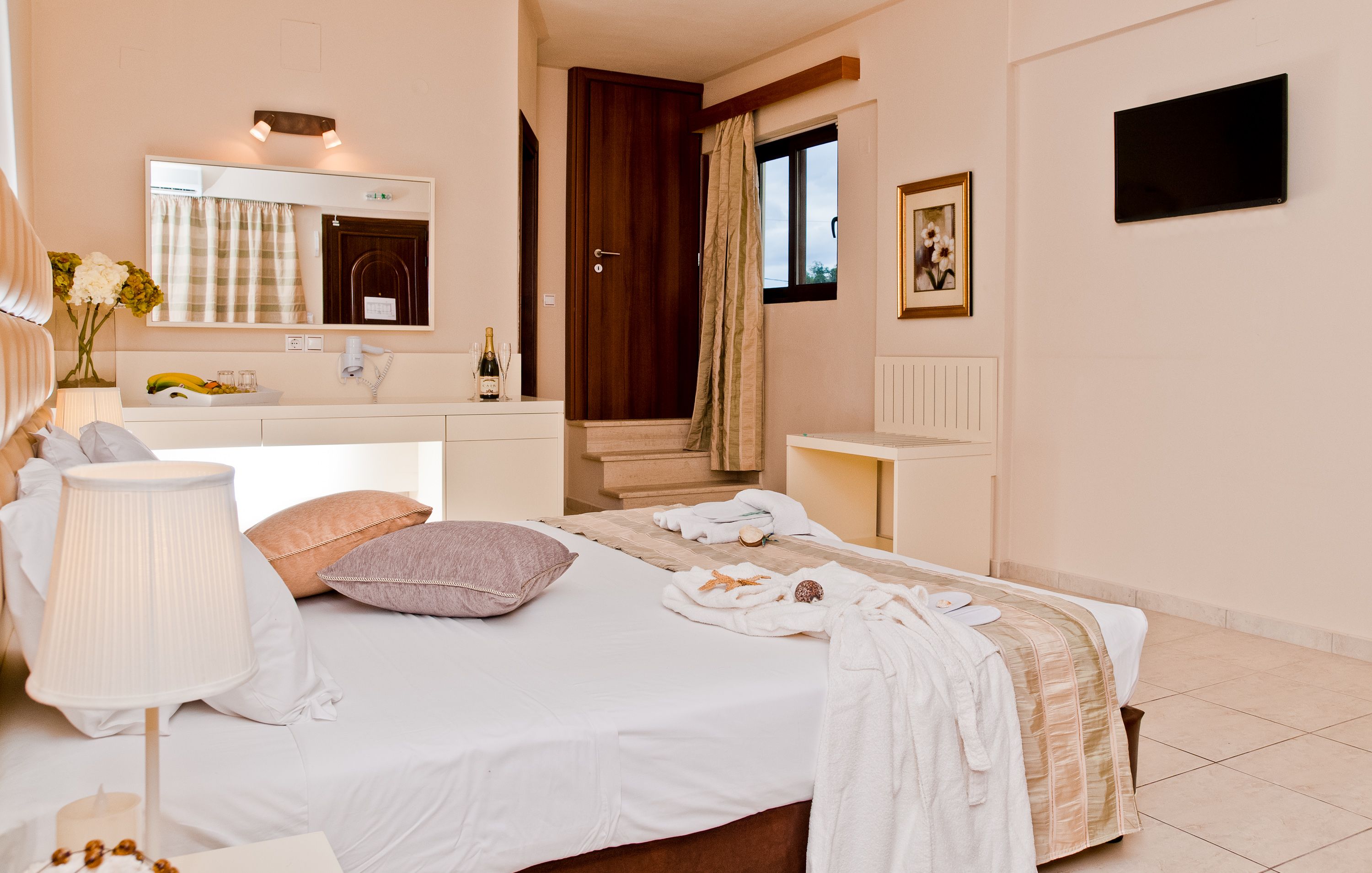 ROOM SUPERIOR DOUBLE BALCONY OR TERRACE