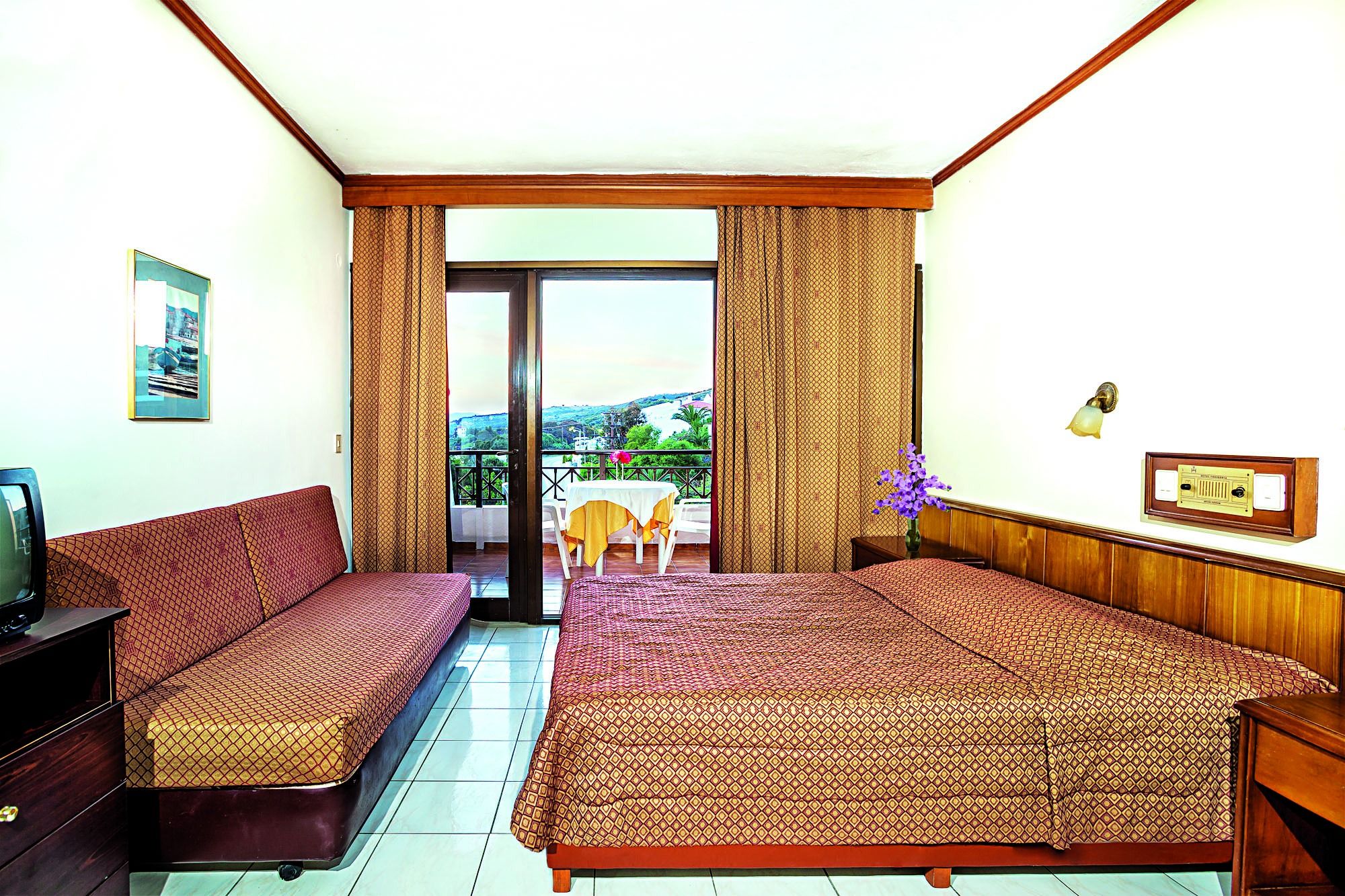 Standard Double Garden View Room