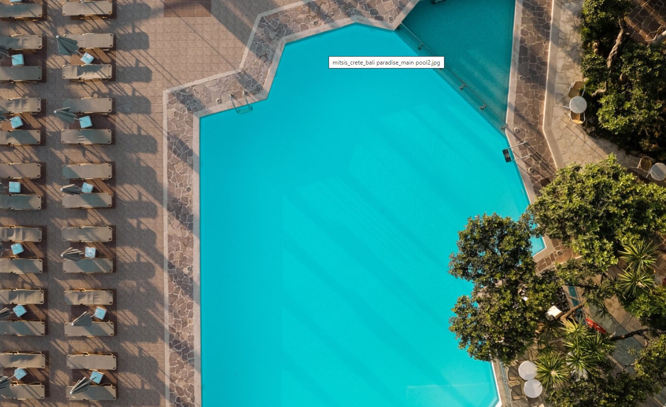 Piscina deschisă