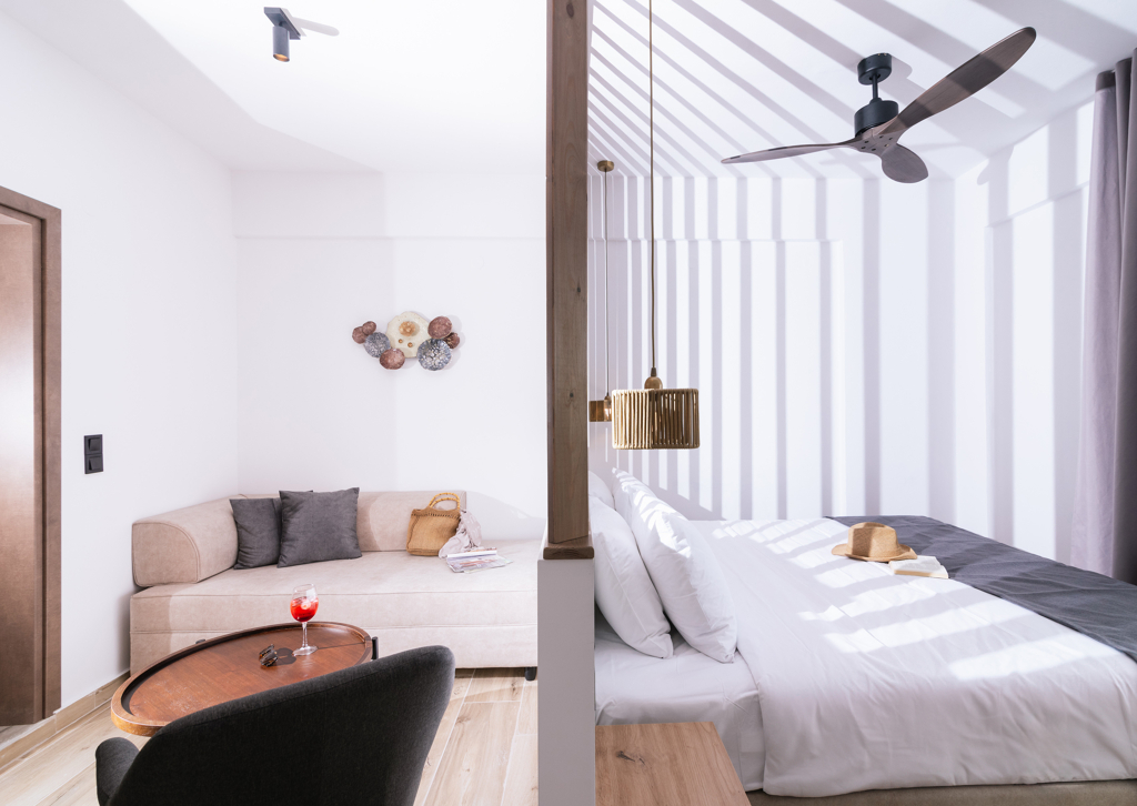 JUNIOR SUITE 
