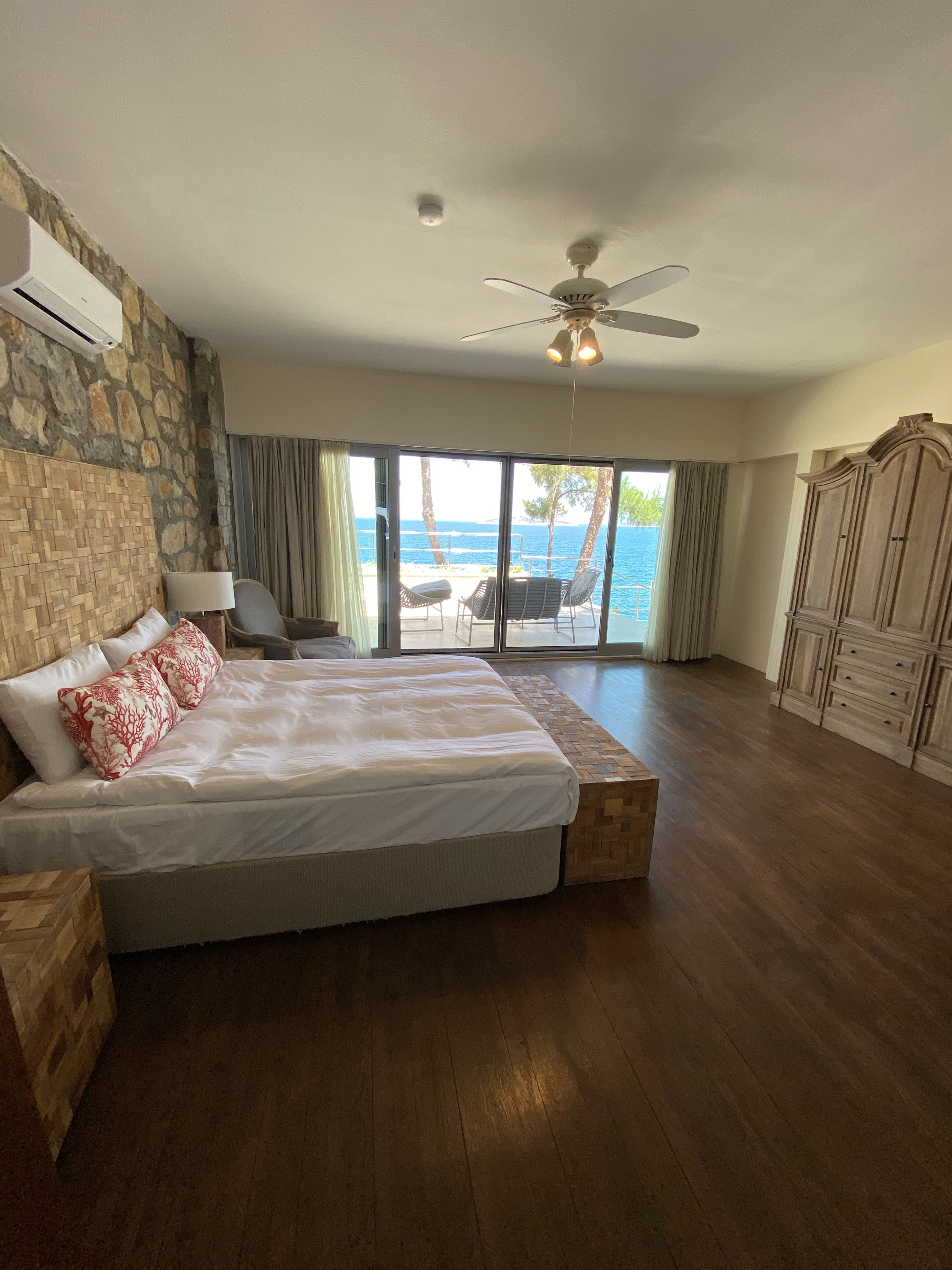 Stone Suite