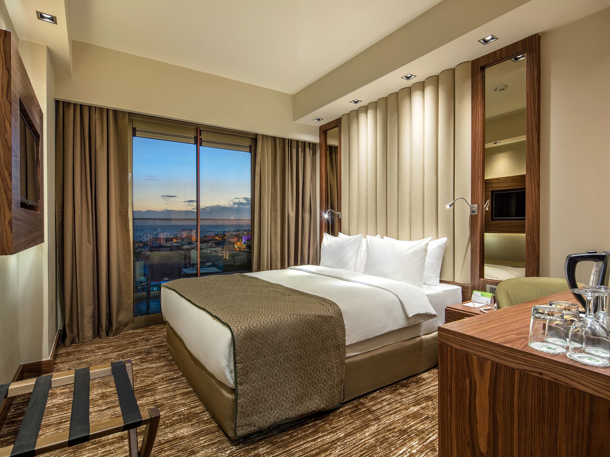 Standard Sea View Room