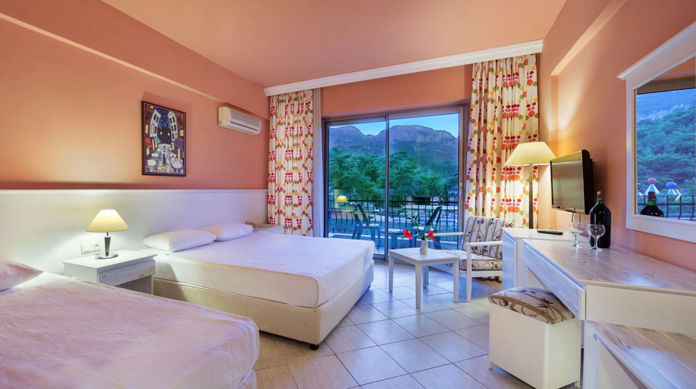STANDARD ROOM