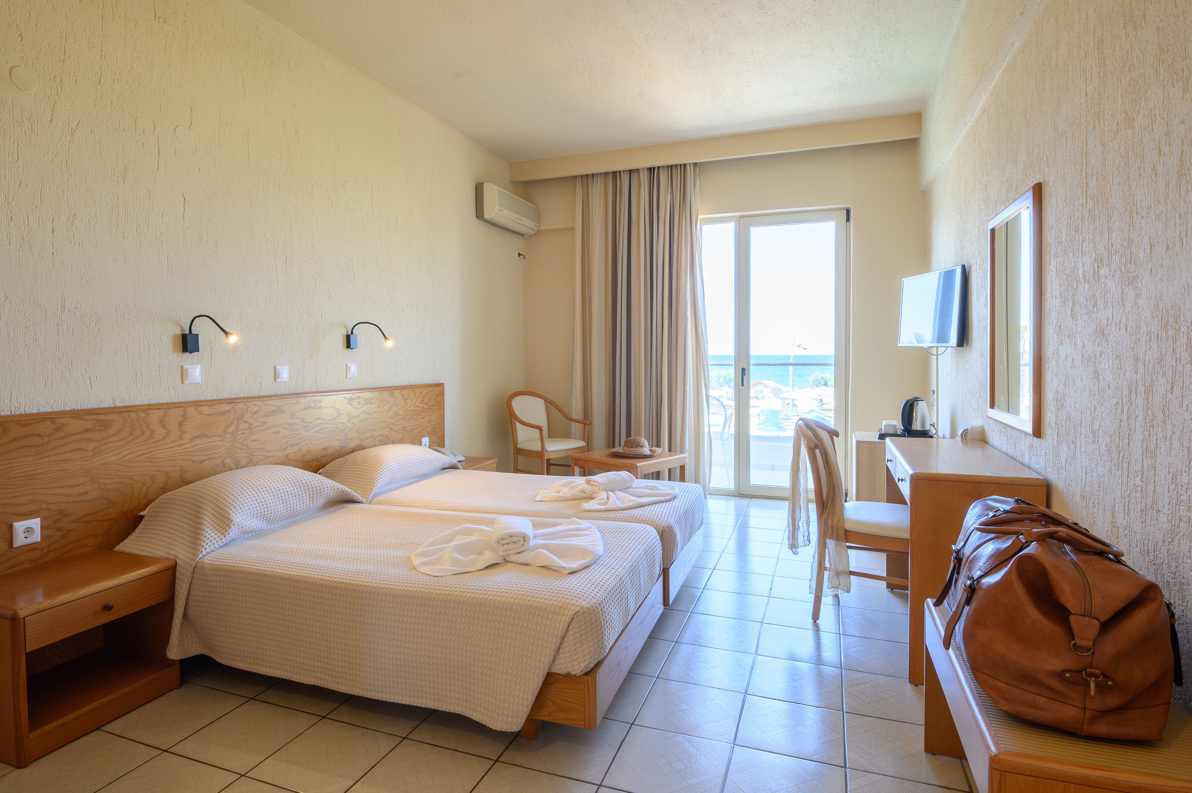 double room with Sea View balcony or terrace 