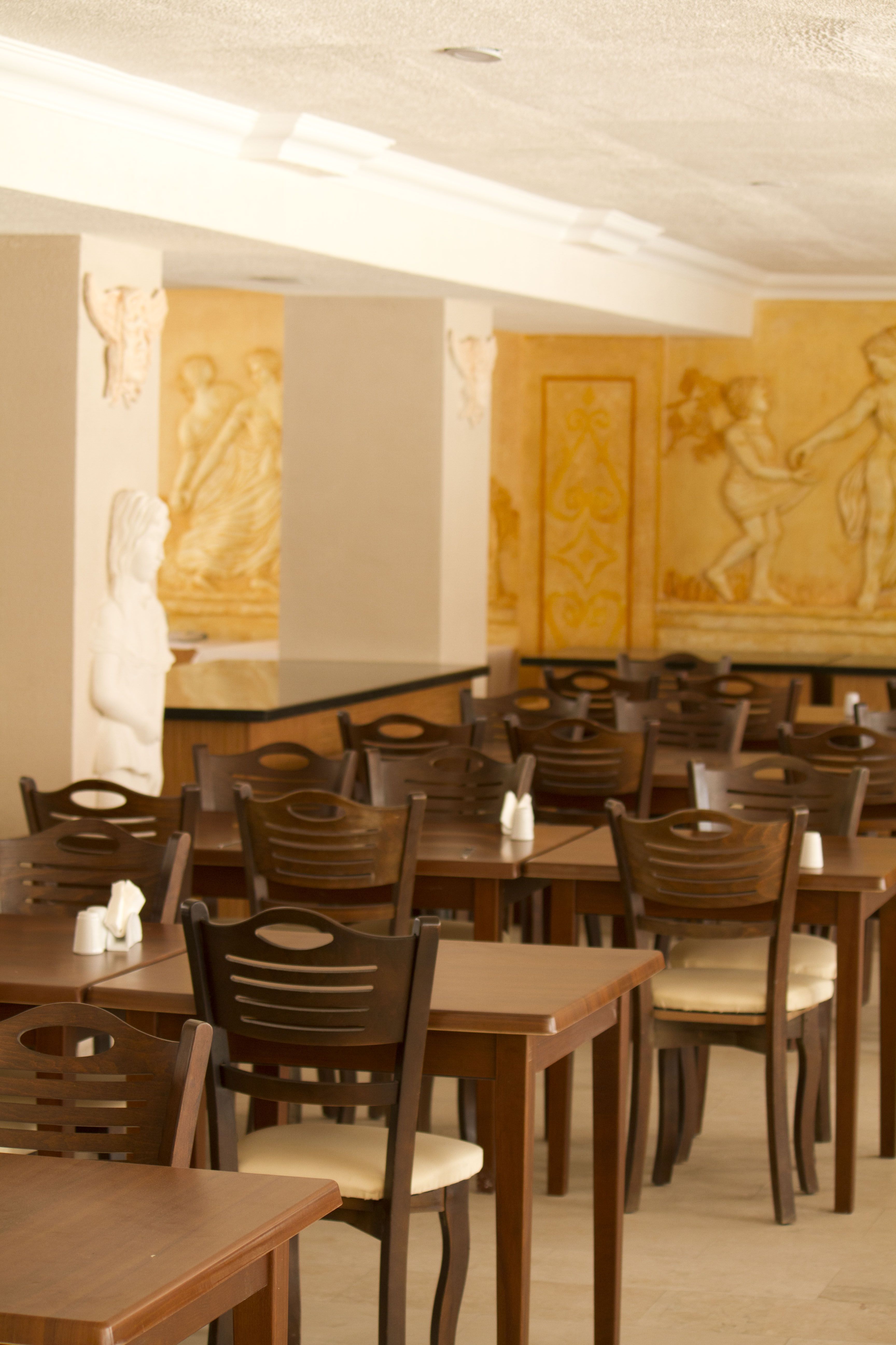 MAIN RESTORAN