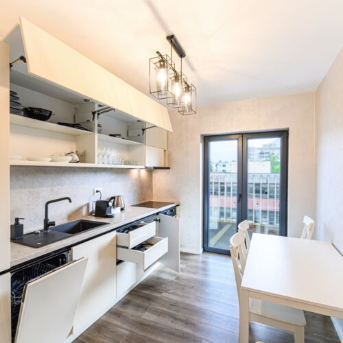 NO.1 | 2 BDR Apartment - Perfect for Family