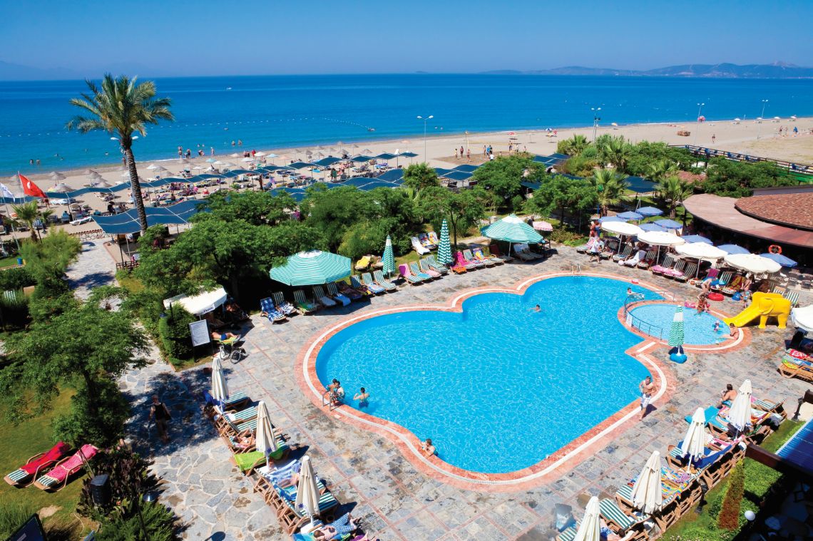 Piscina deschisă