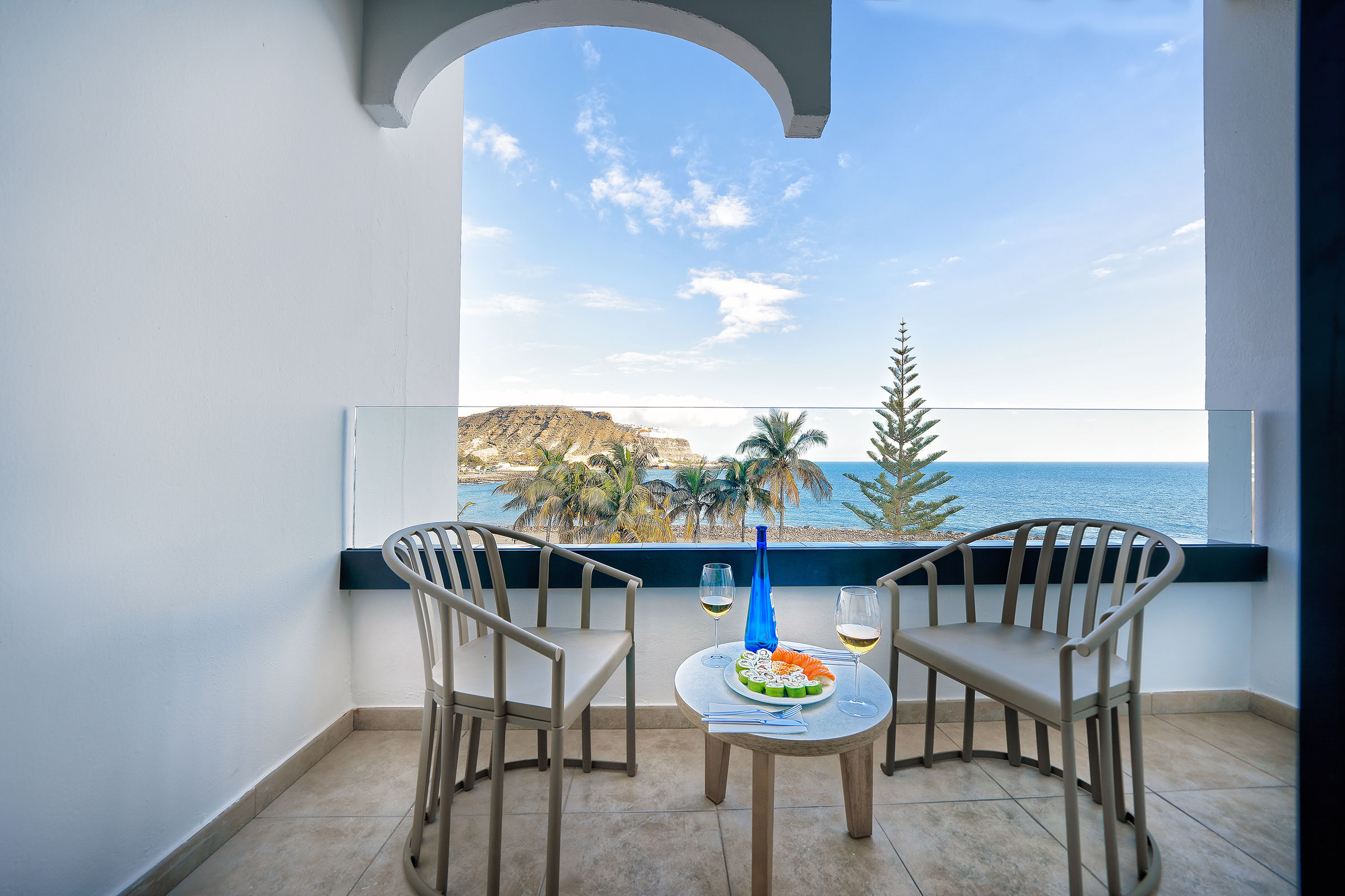 DOUBLE STANDARD ROOM SEA VIEW (BALCONY OR TERRACE)